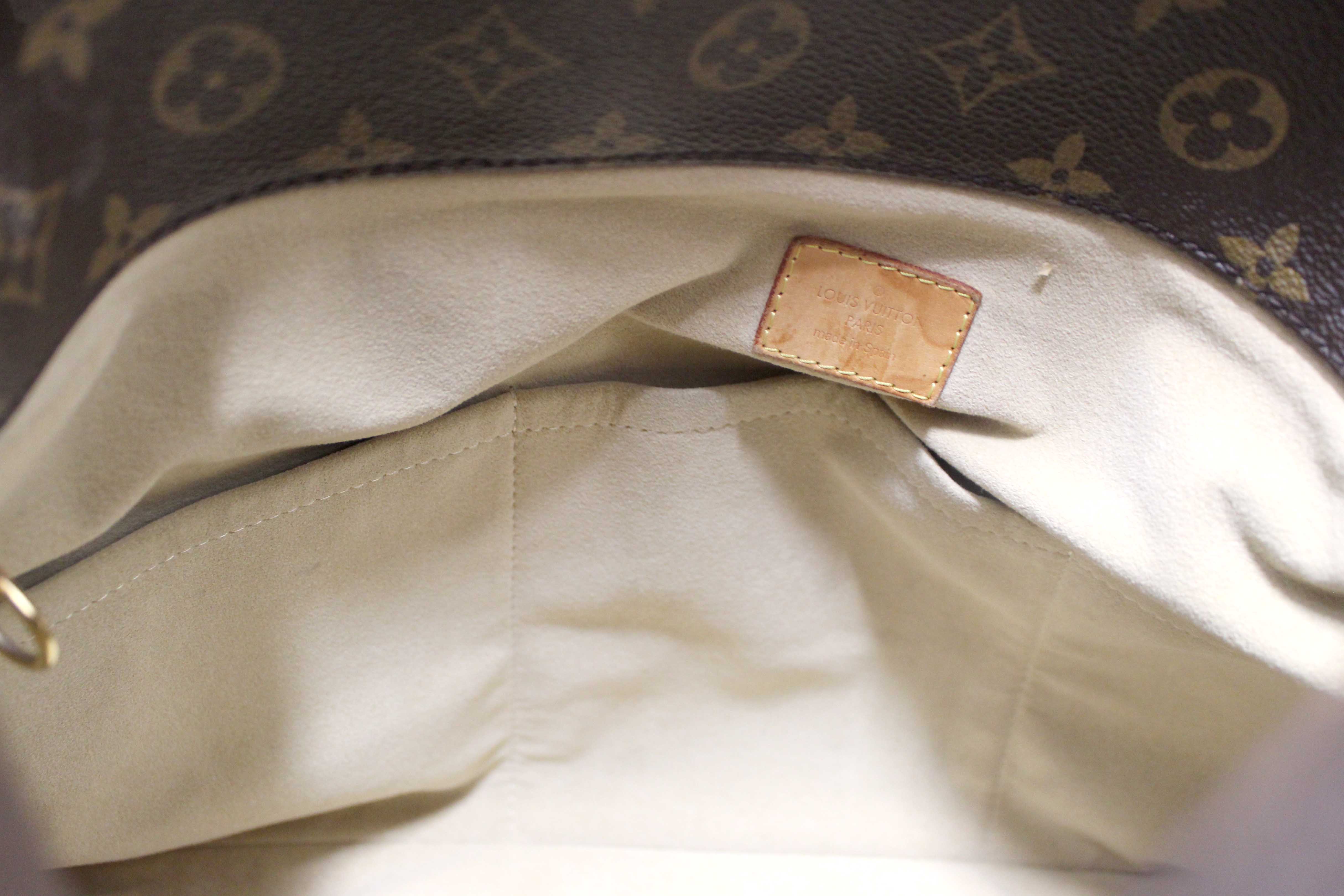 Authentic Louis Vuitton Classic Monogram Canvas Artsy MM Shoulder Bag