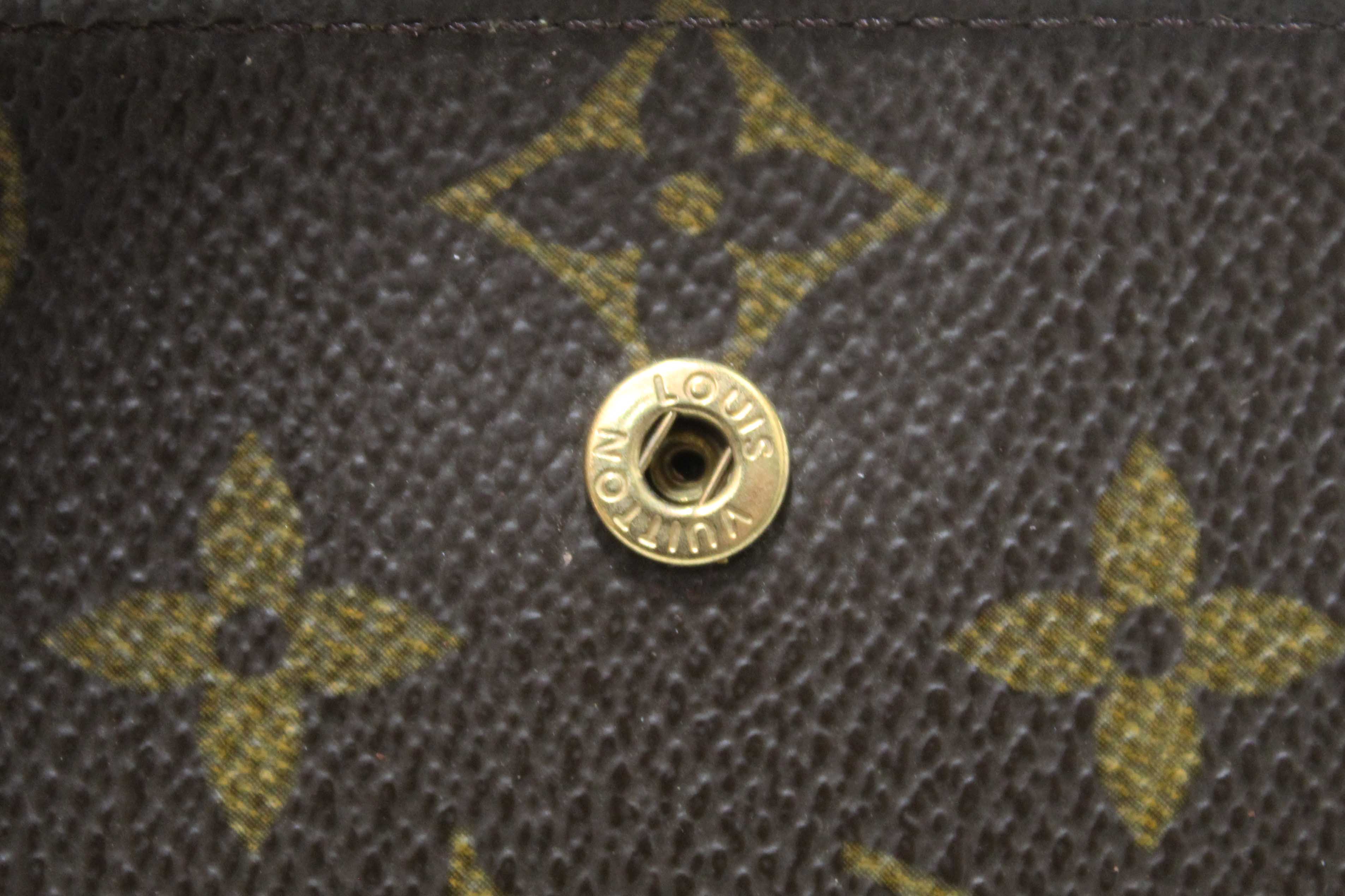 Authentic Louis Vuitton Monogram Canvas Medium Ring Agenda Cover