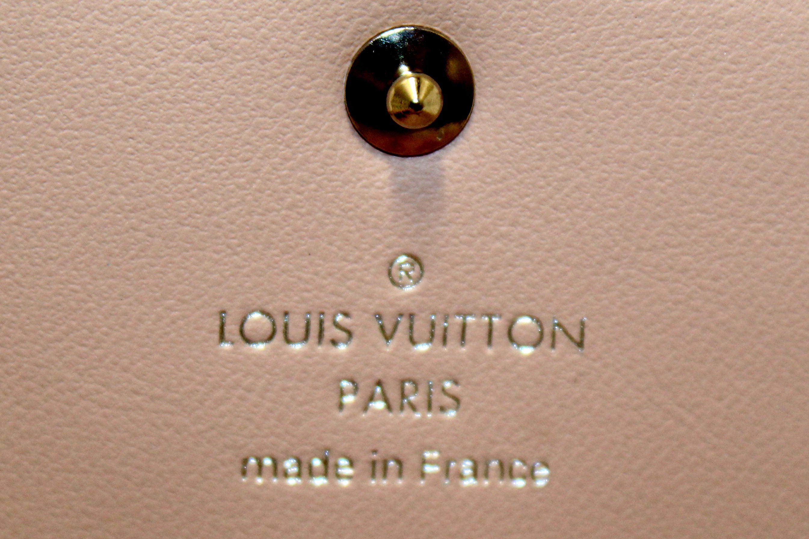 Authentic NEW Louis Vuitton Magnolia Mahina Calf Leather Iris Wallet