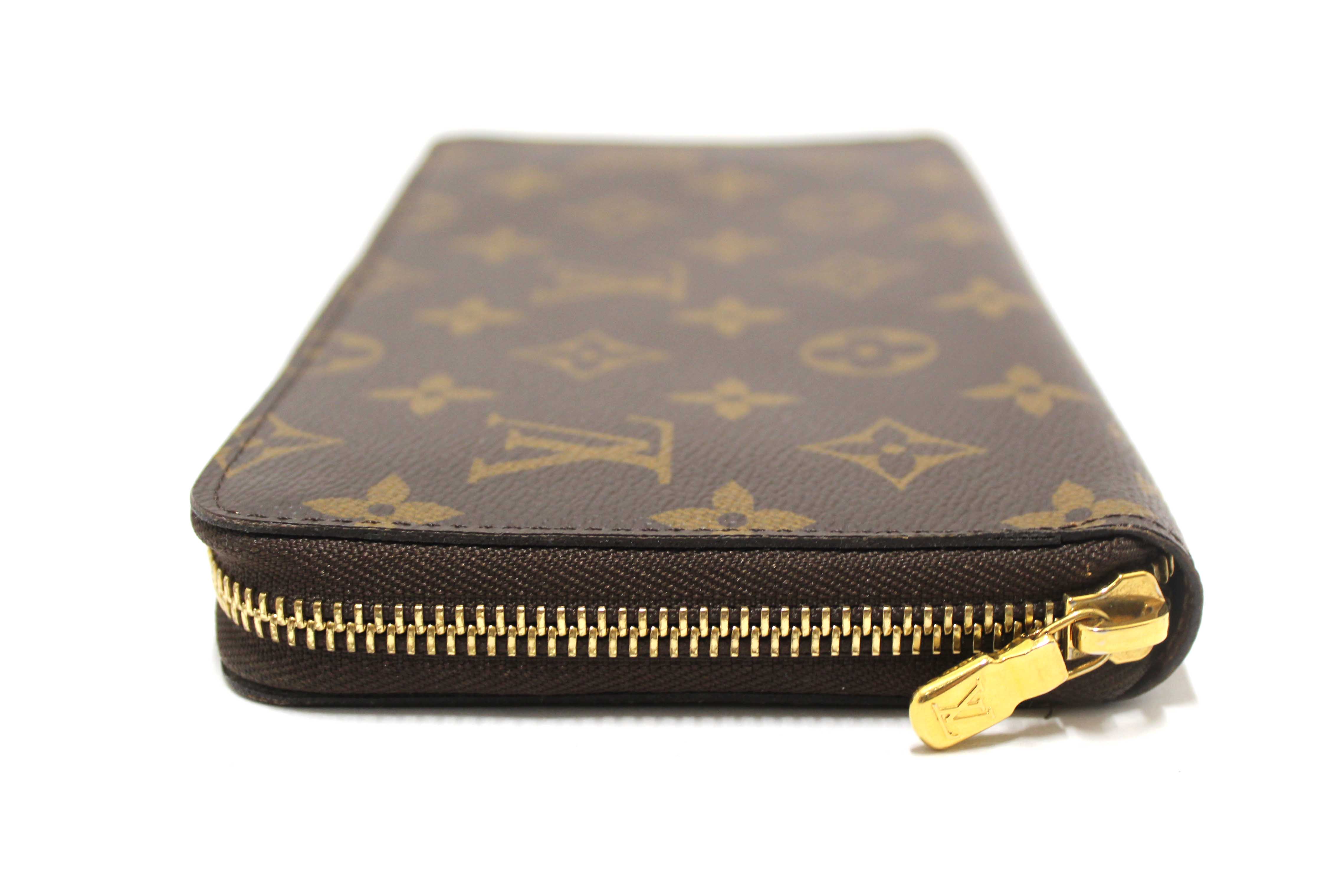 Authentic Louis Vuitton Classic Monogram Zippy Organizer Wallet