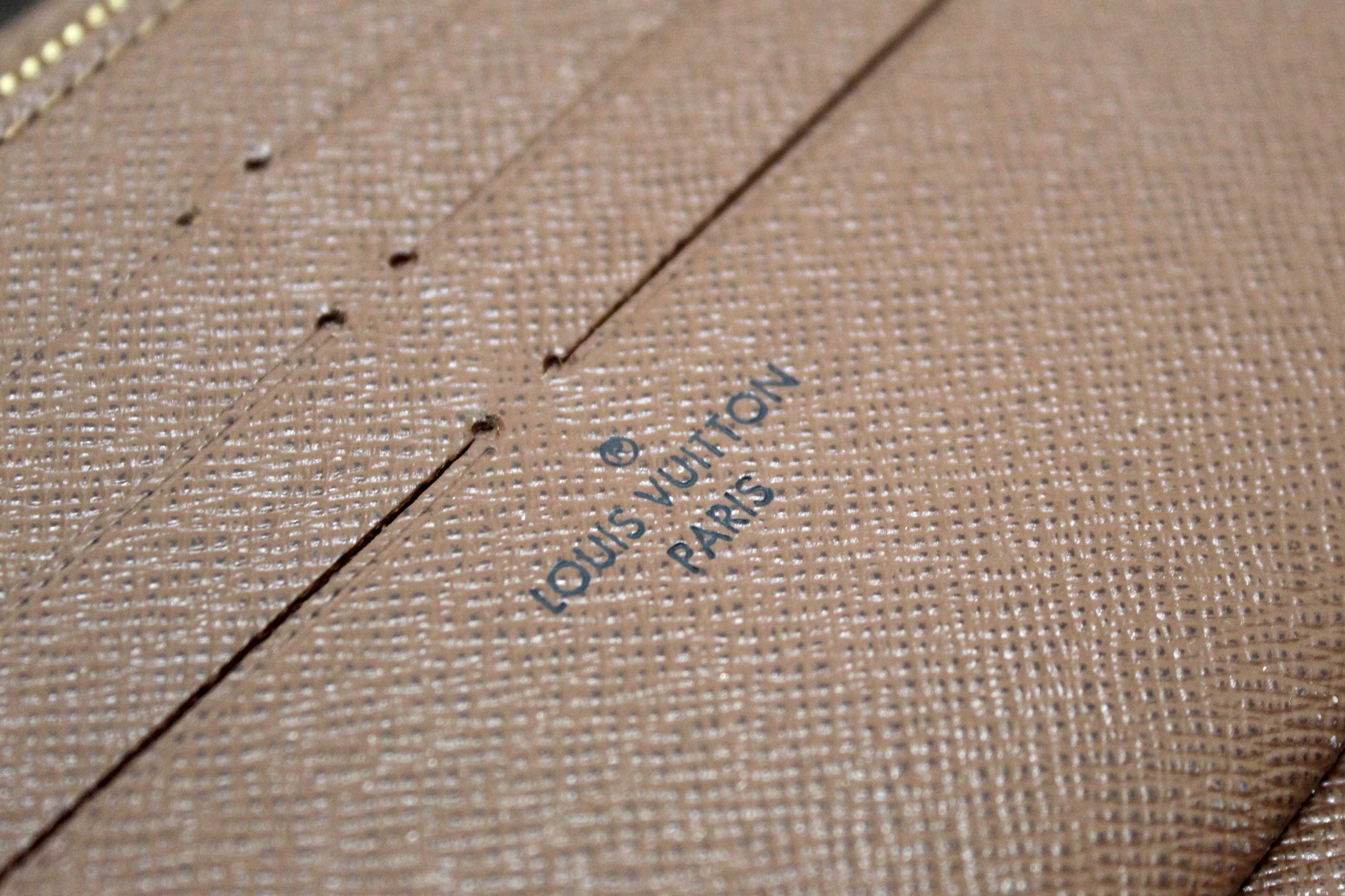 Authentic Louis Vuitton Classic Monogram Zippy Organizer Wallet