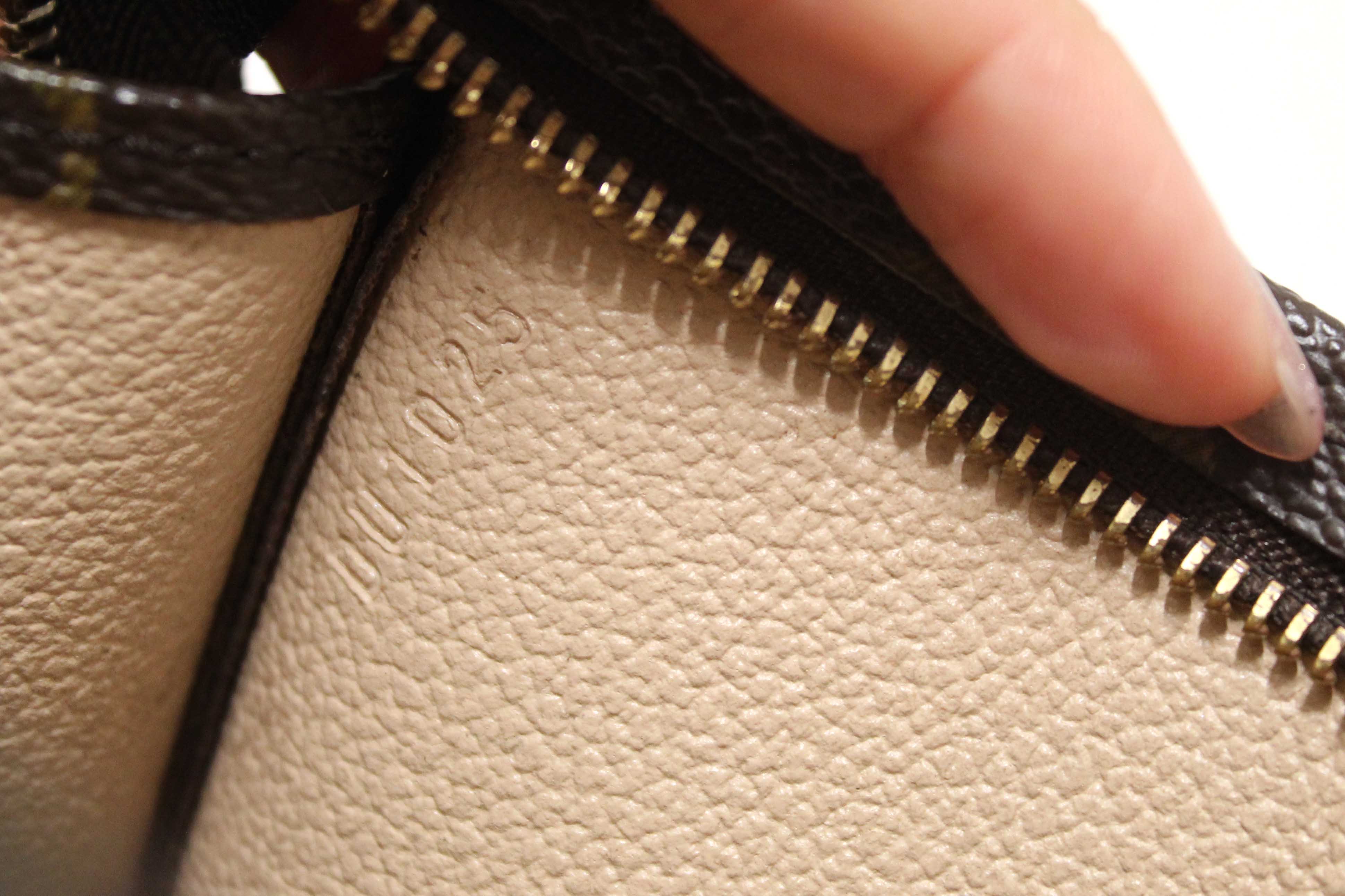 Authentic Louis Vuitton Classic Monogram Toiletry Pouch