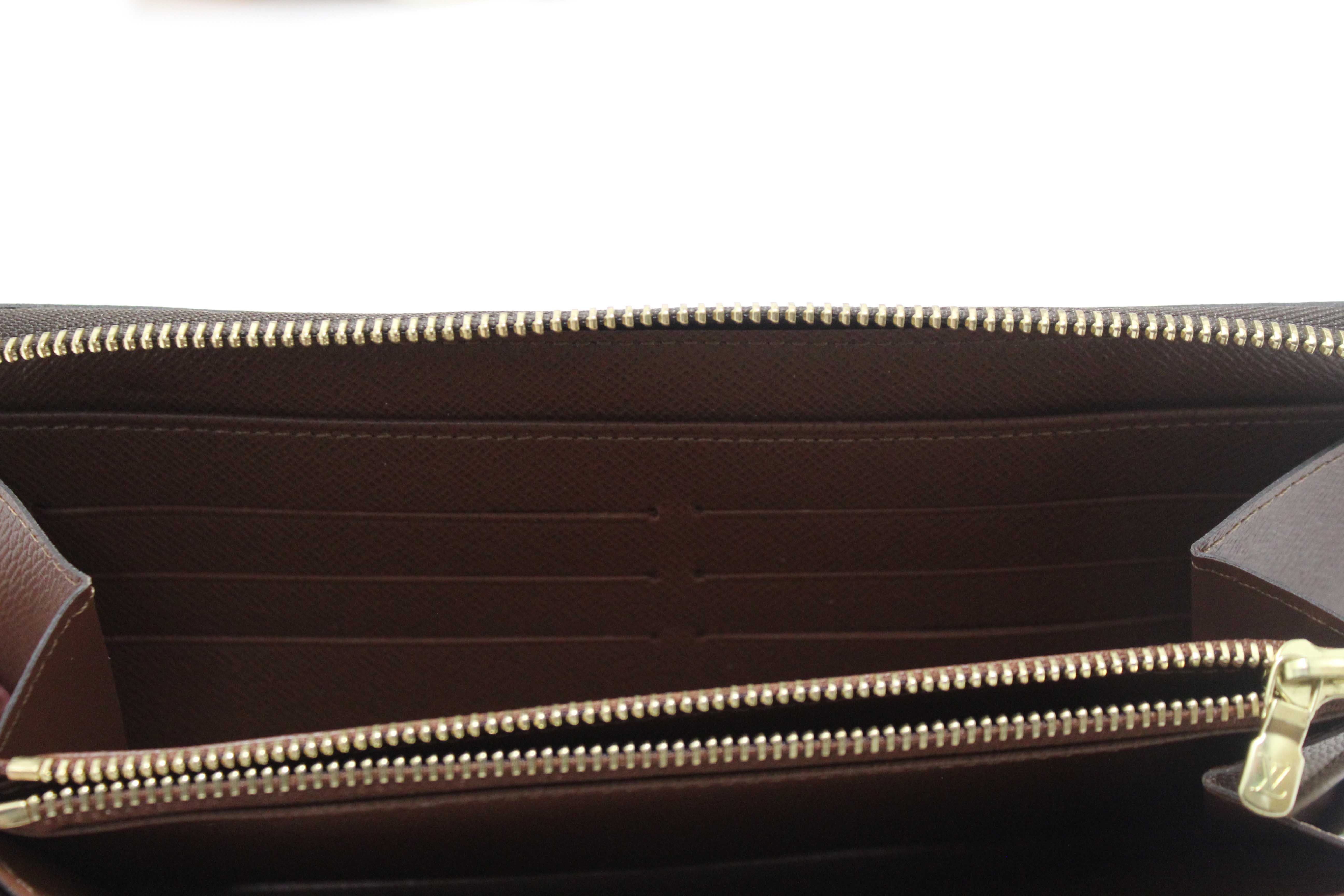Authentic Louis Vuitton Classic Monogram Zippy Organizer Wallet