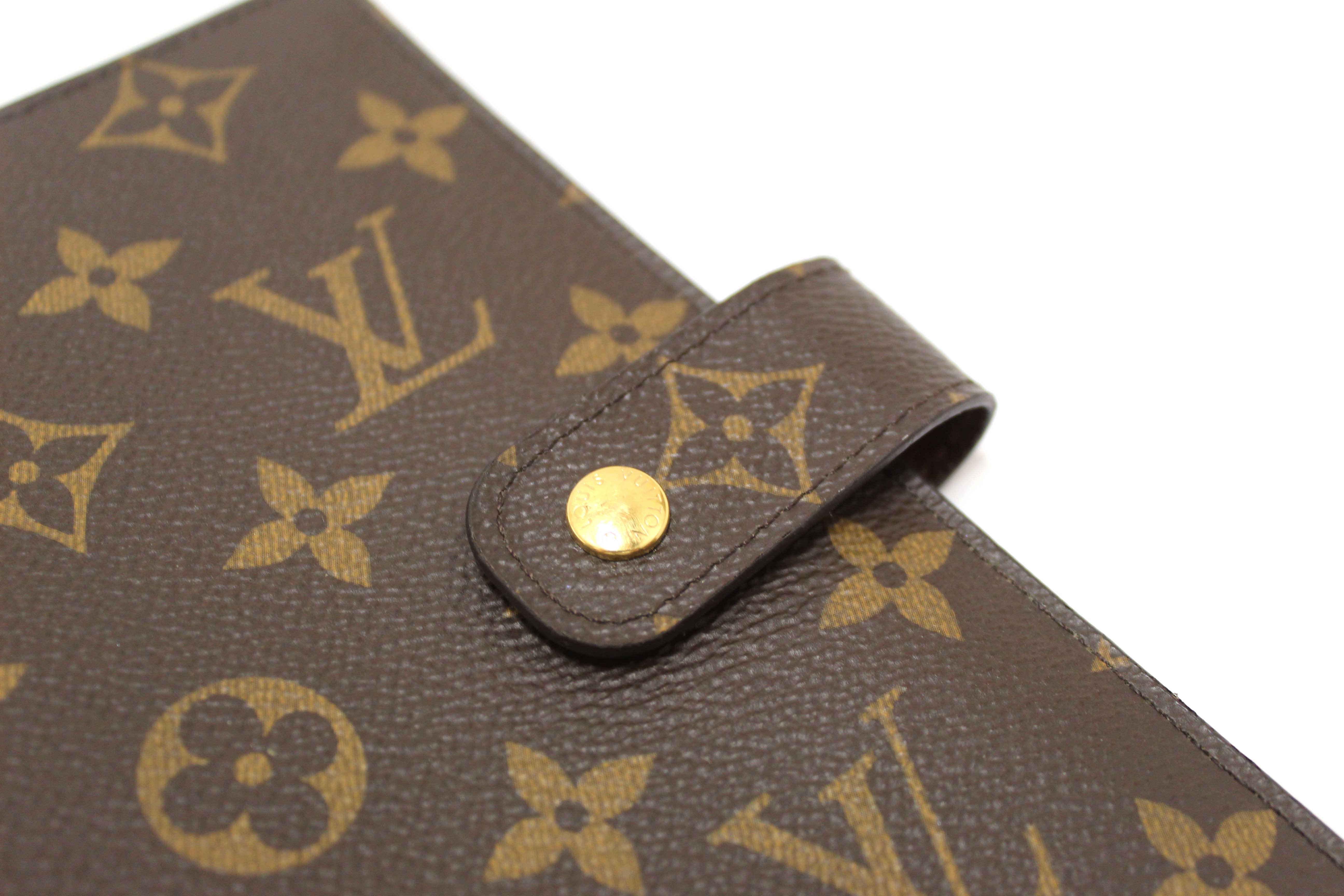 Authentic Louis Vuitton Classic Monogram Canvas Medium Ring Agenda Cover