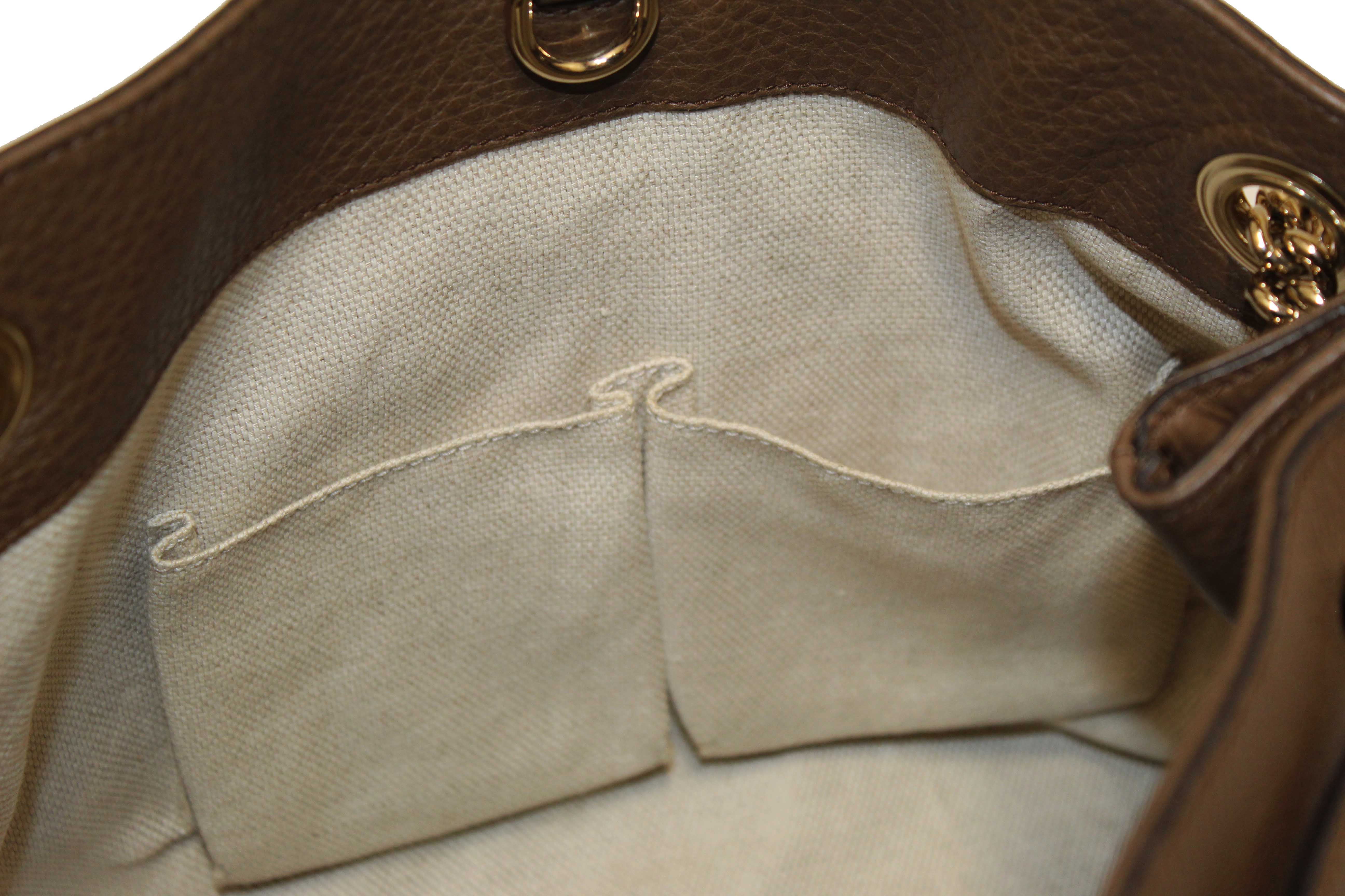 Authentic Gucci Brown Pebbled Calfskin Medium Soho Chain Shoulder Bag 308982