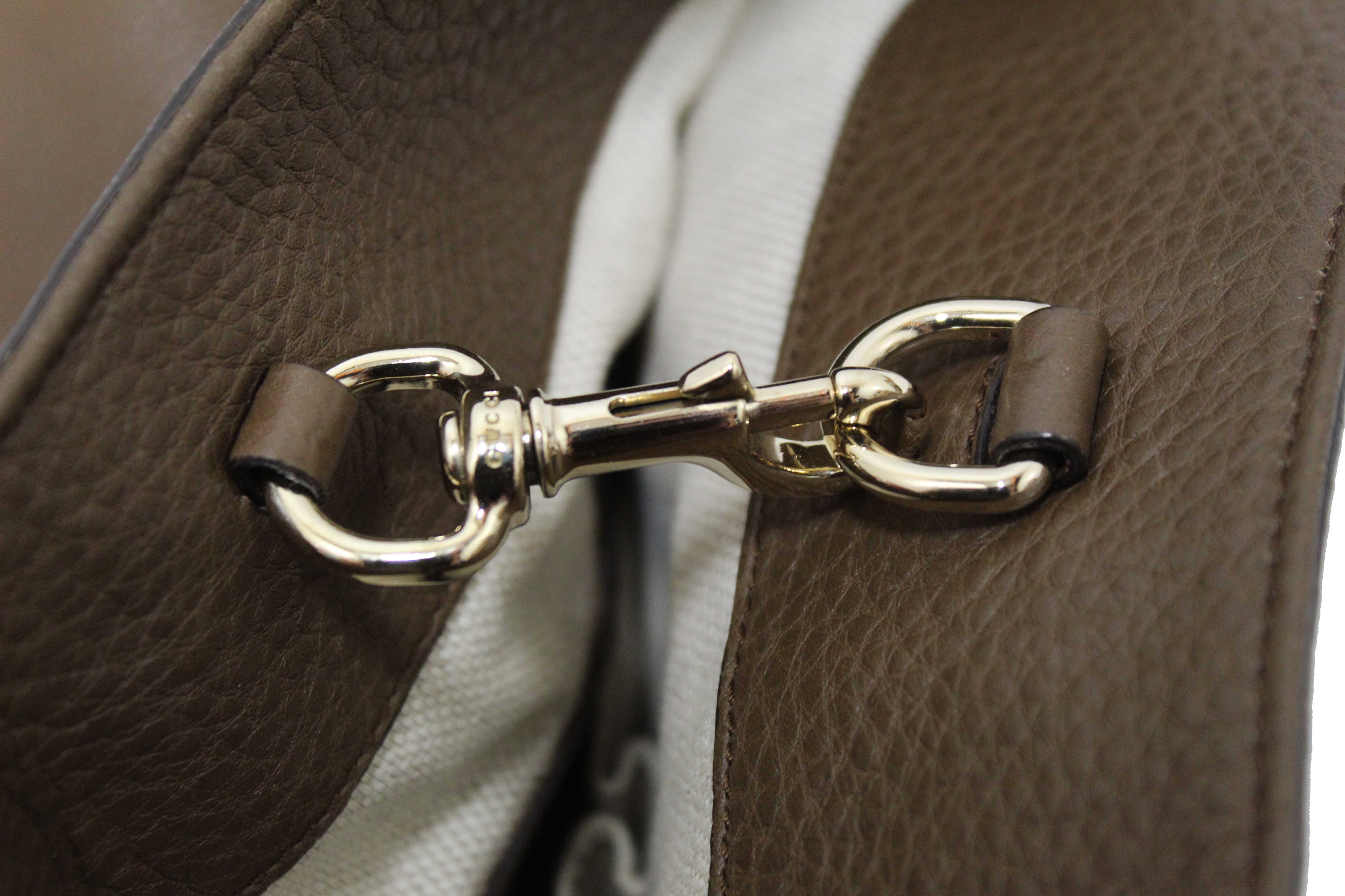 Authentic Gucci Brown Pebbled Calfskin Medium Soho Chain Shoulder Bag 308982