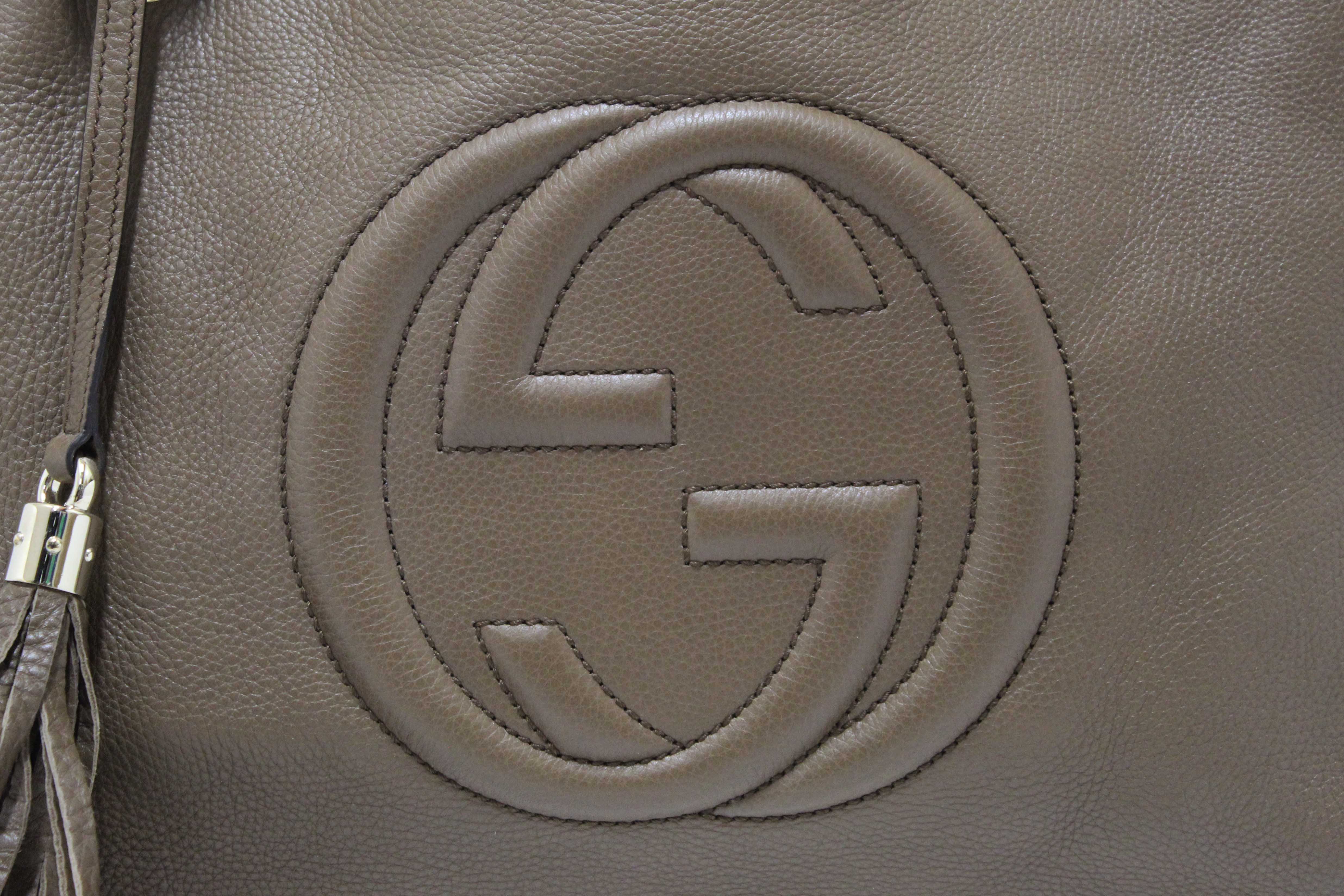 Authentic Gucci Brown Pebbled Calfskin Medium Soho Chain Shoulder Bag 308982