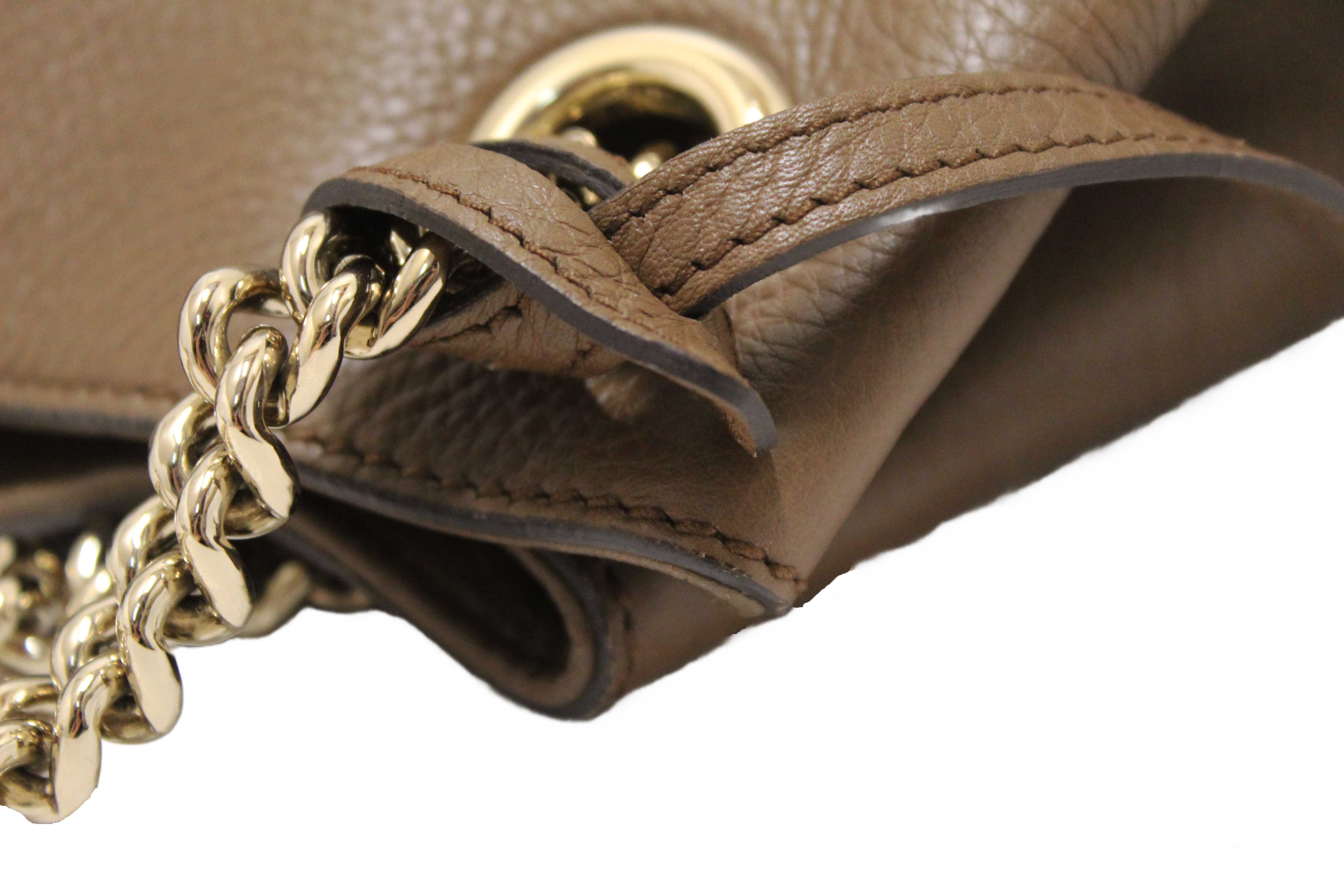 Authentic Gucci Brown Pebbled Calfskin Medium Soho Chain Shoulder Bag 308982