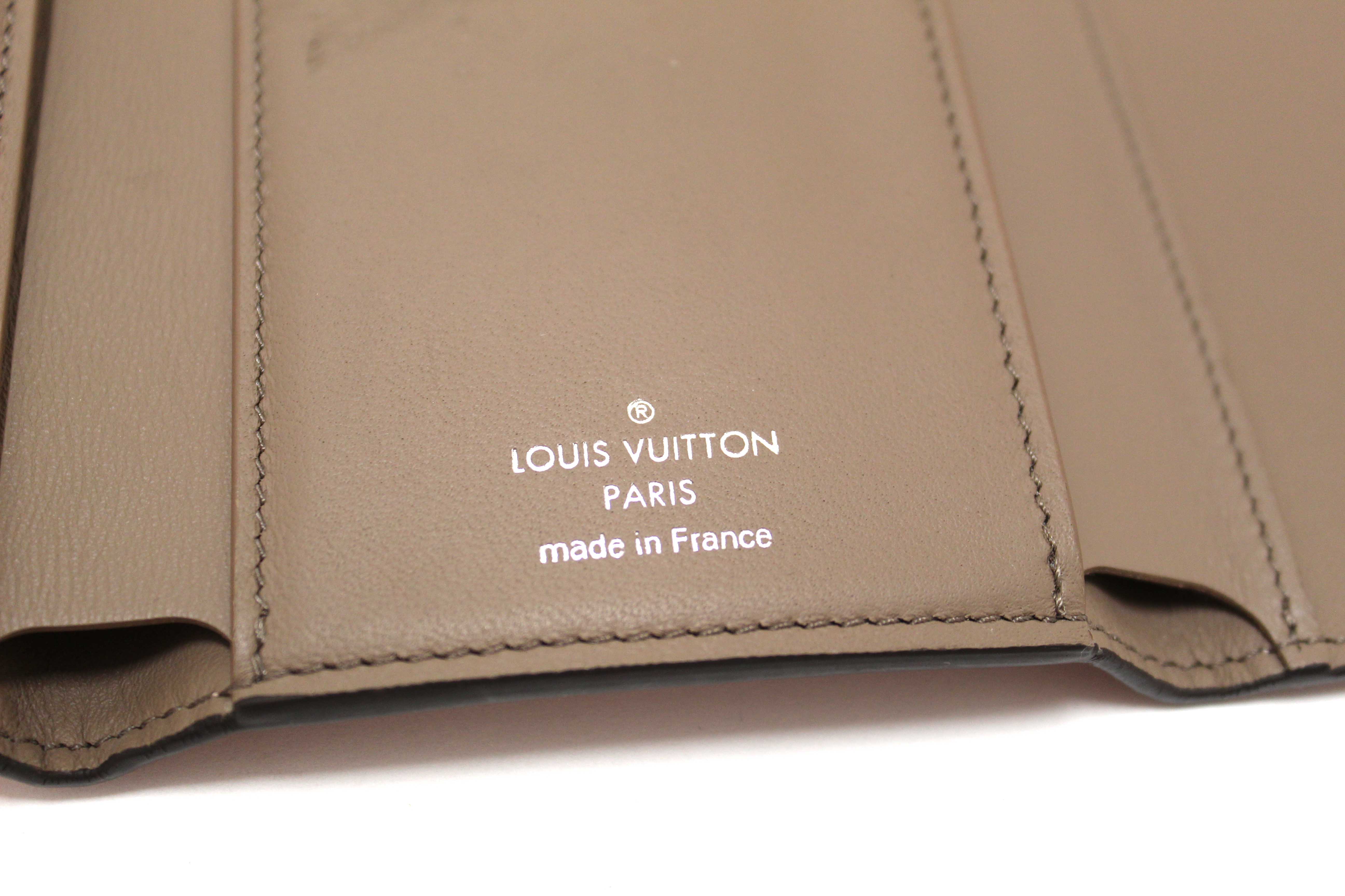 Authentic Louis Vuitton Magnolia Pink Taurillon Leather Capucines Compact Wallet