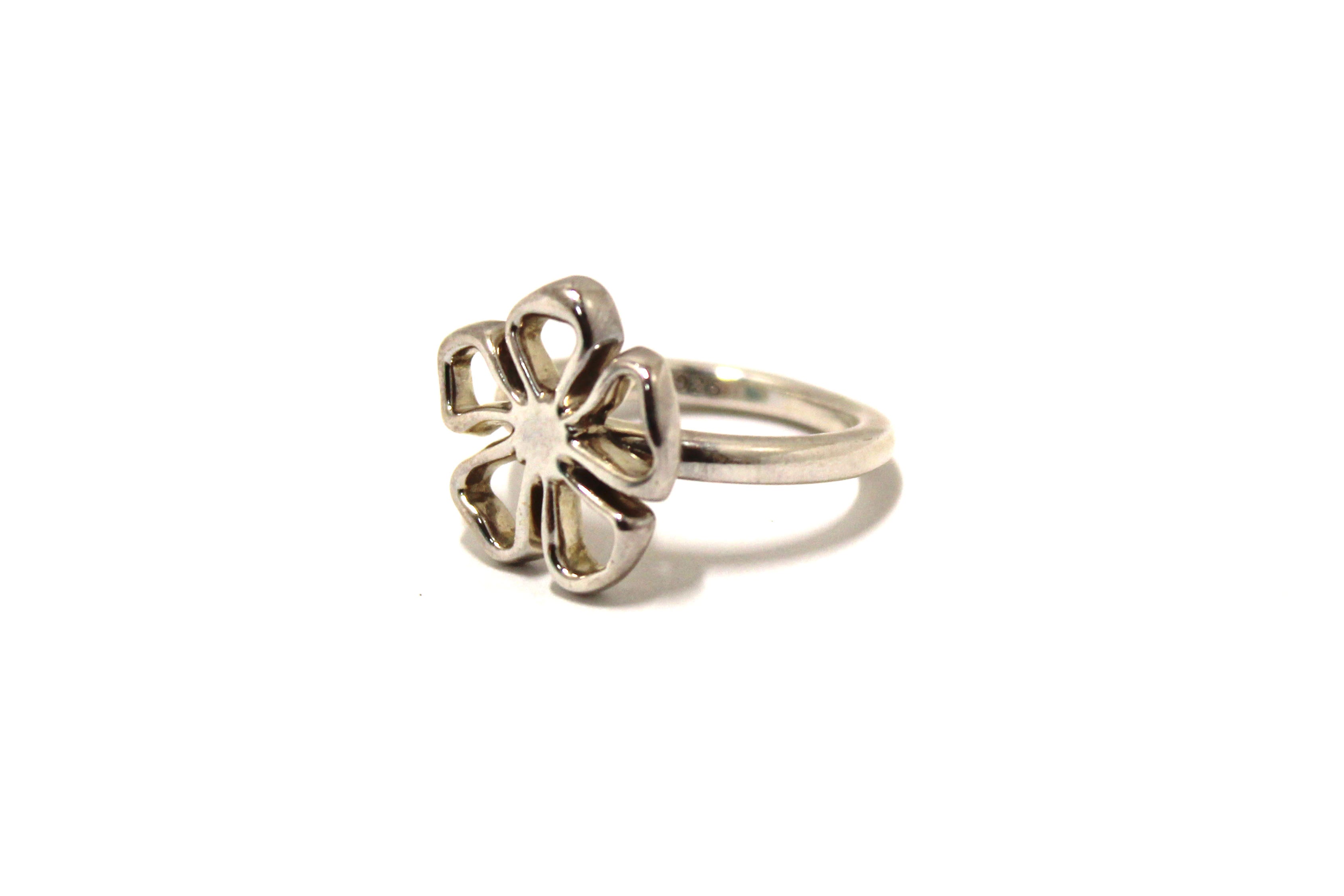 Authentic Tiffany & Co Sterling Silver Open Flower Ring Size 6