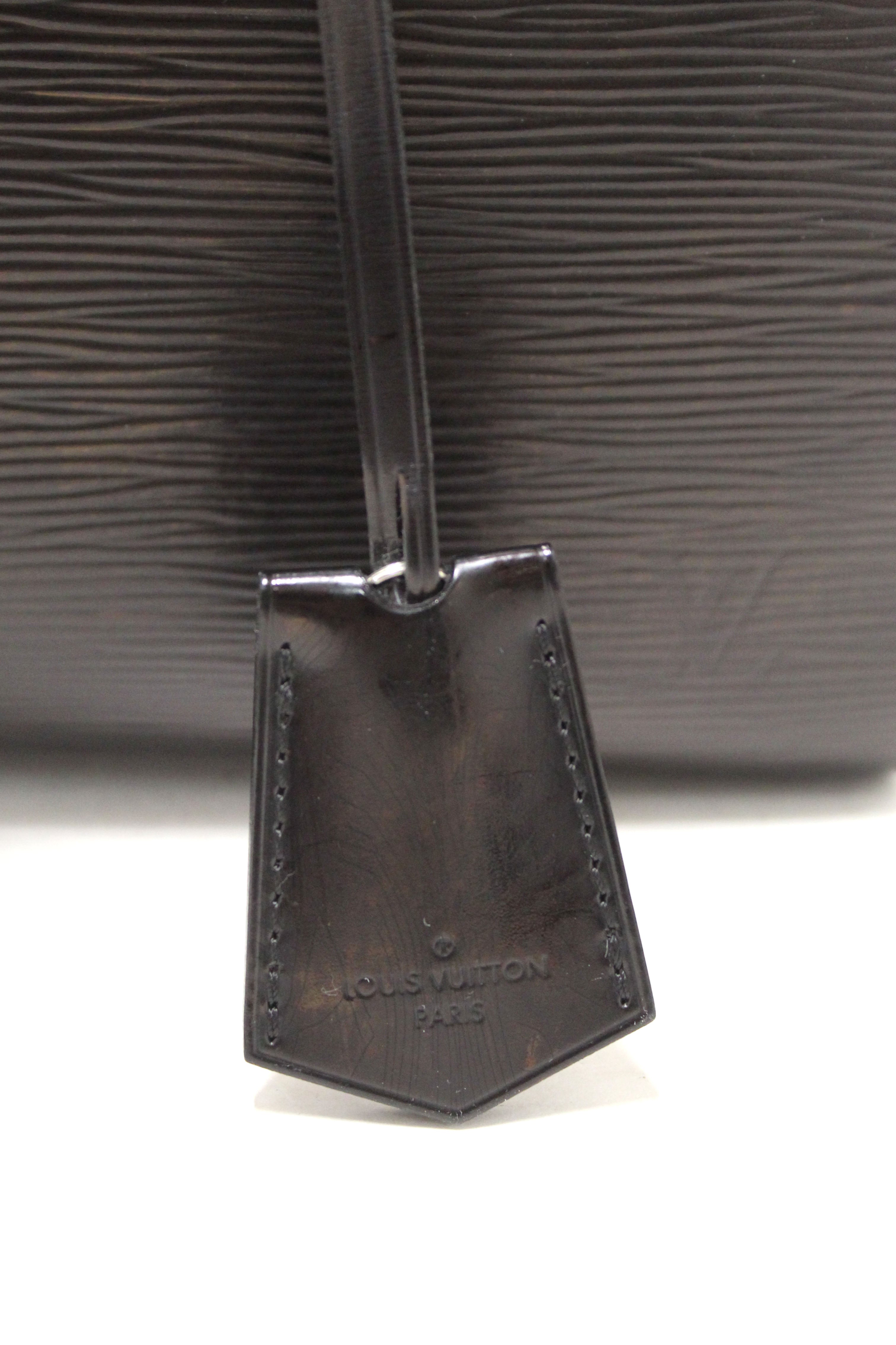 Authentic Louis Vuitton Black Electric Epi Leather Pont-Neuf GM Handbag