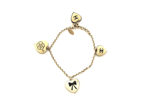 Authentic Chanel Vintage Beige Enamel Mini Heart Pendant Bracelet