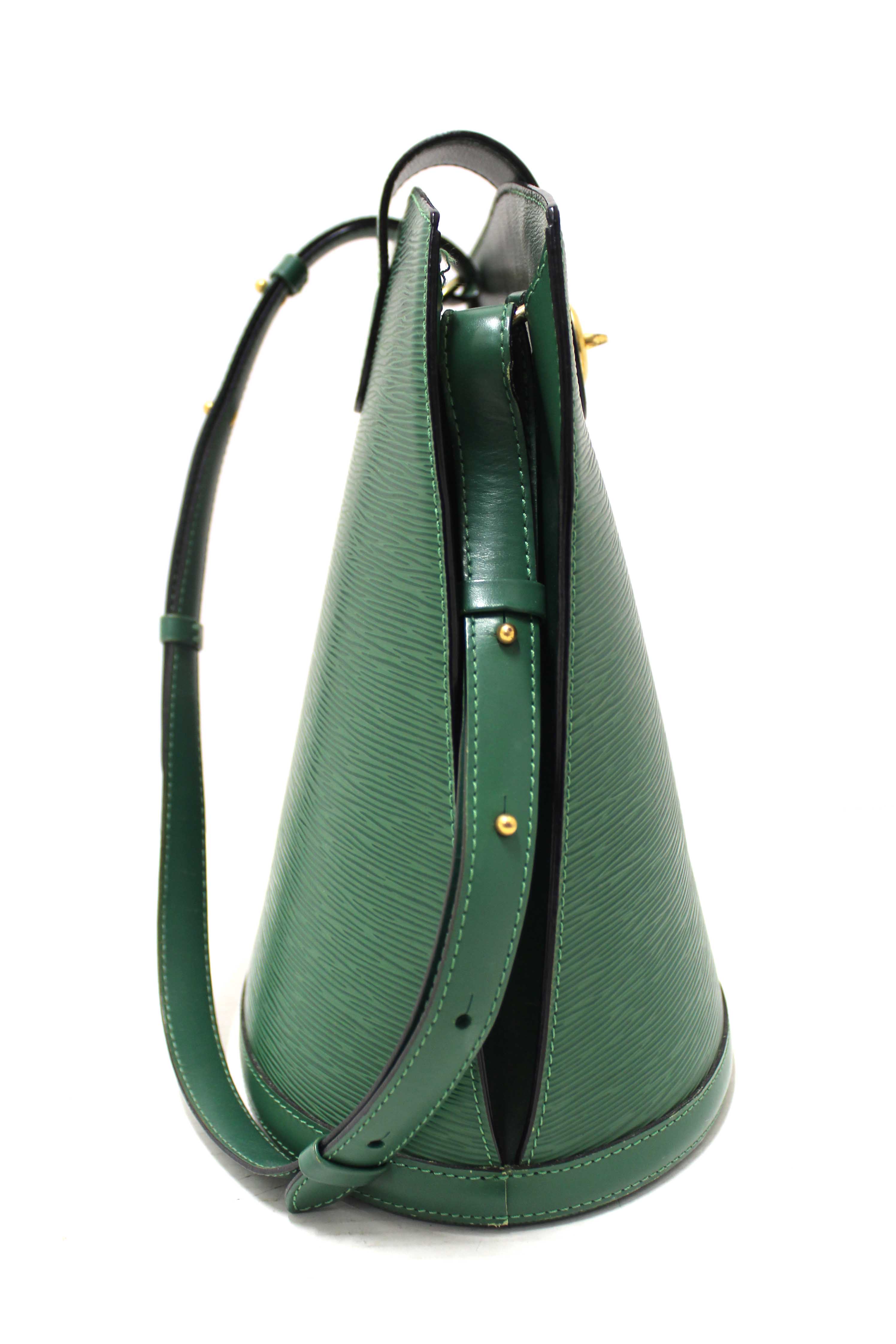 Authentic Louis Vuitton Vintage Green Epi Cluny Shoulder Bag