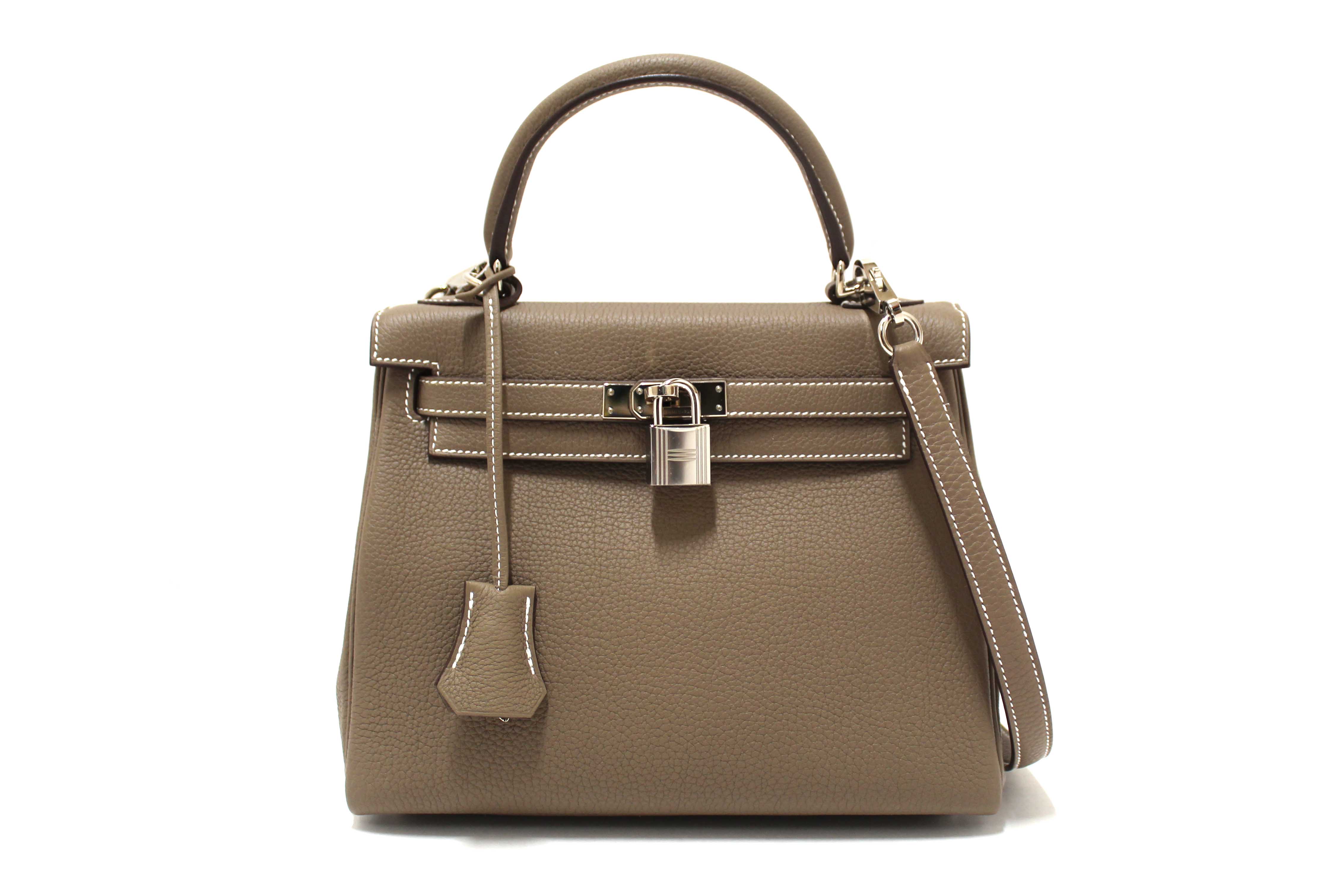 Authentic Hermes Etoupe Togo Leather Retourne Kelly 25 Handbag/Shoulder Bag