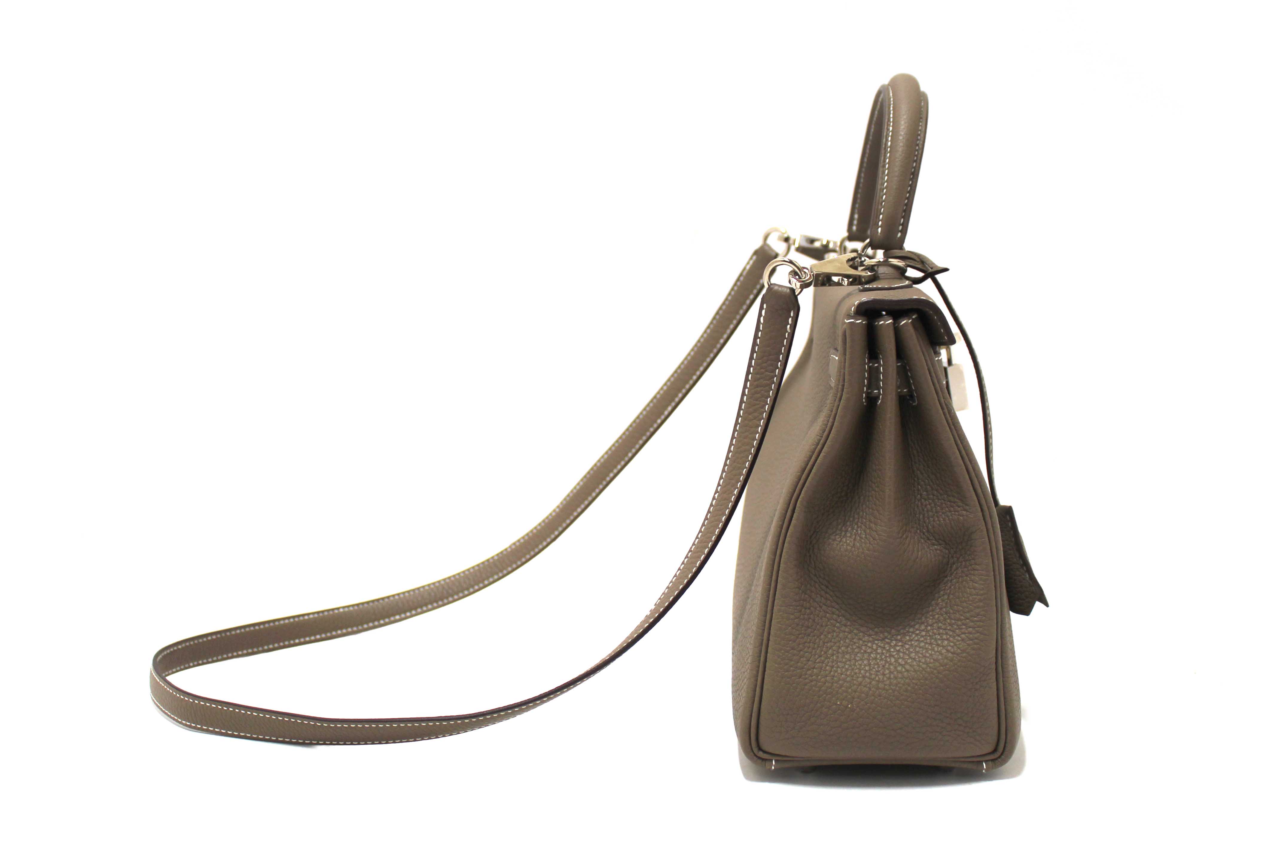 Authentic Hermes Etoupe Togo Leather Retourne Kelly 25 Handbag/Shoulder Bag