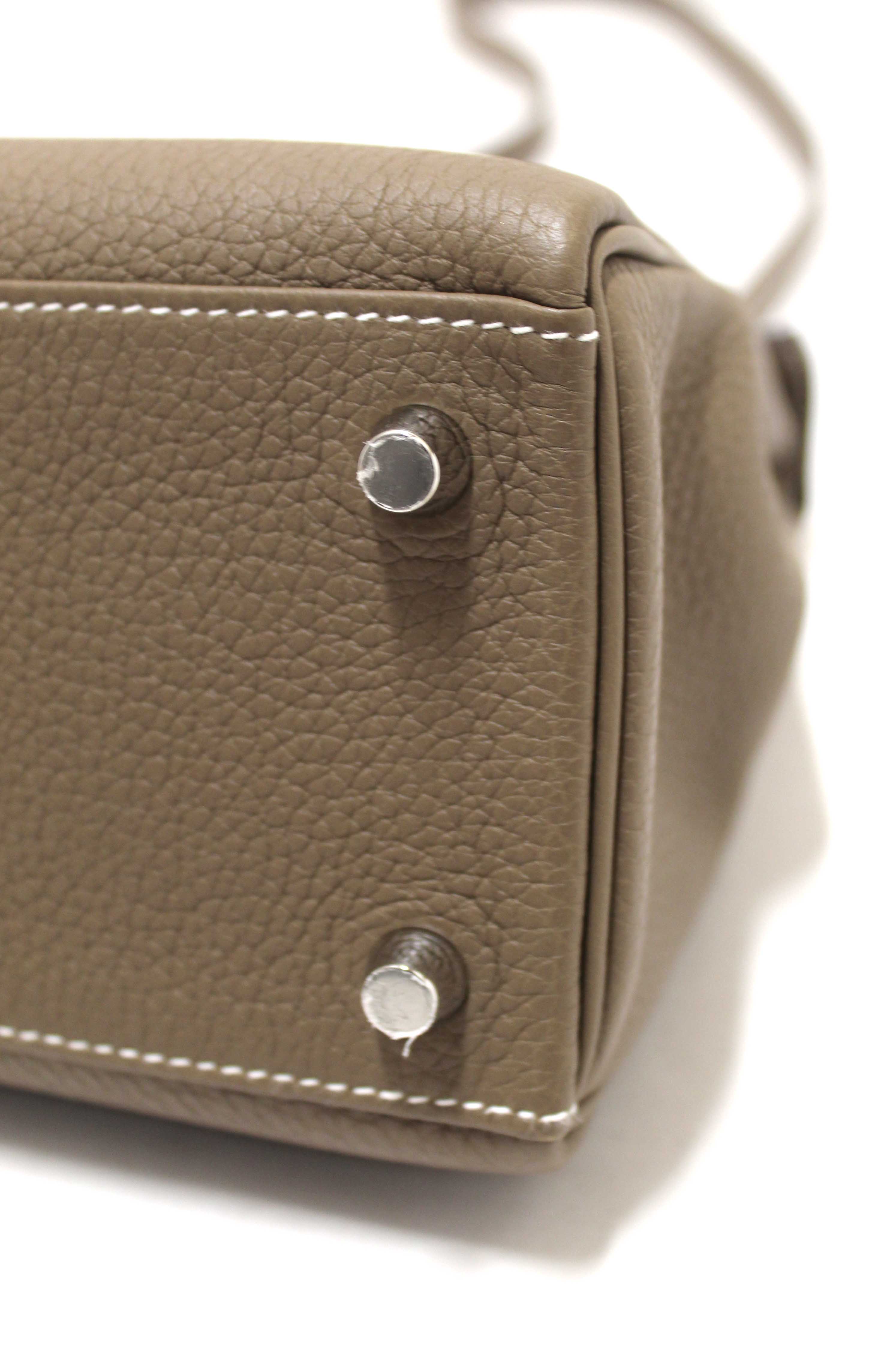 Authentic Hermes Etoupe Togo Leather Retourne Kelly 25 Handbag/Shoulder Bag