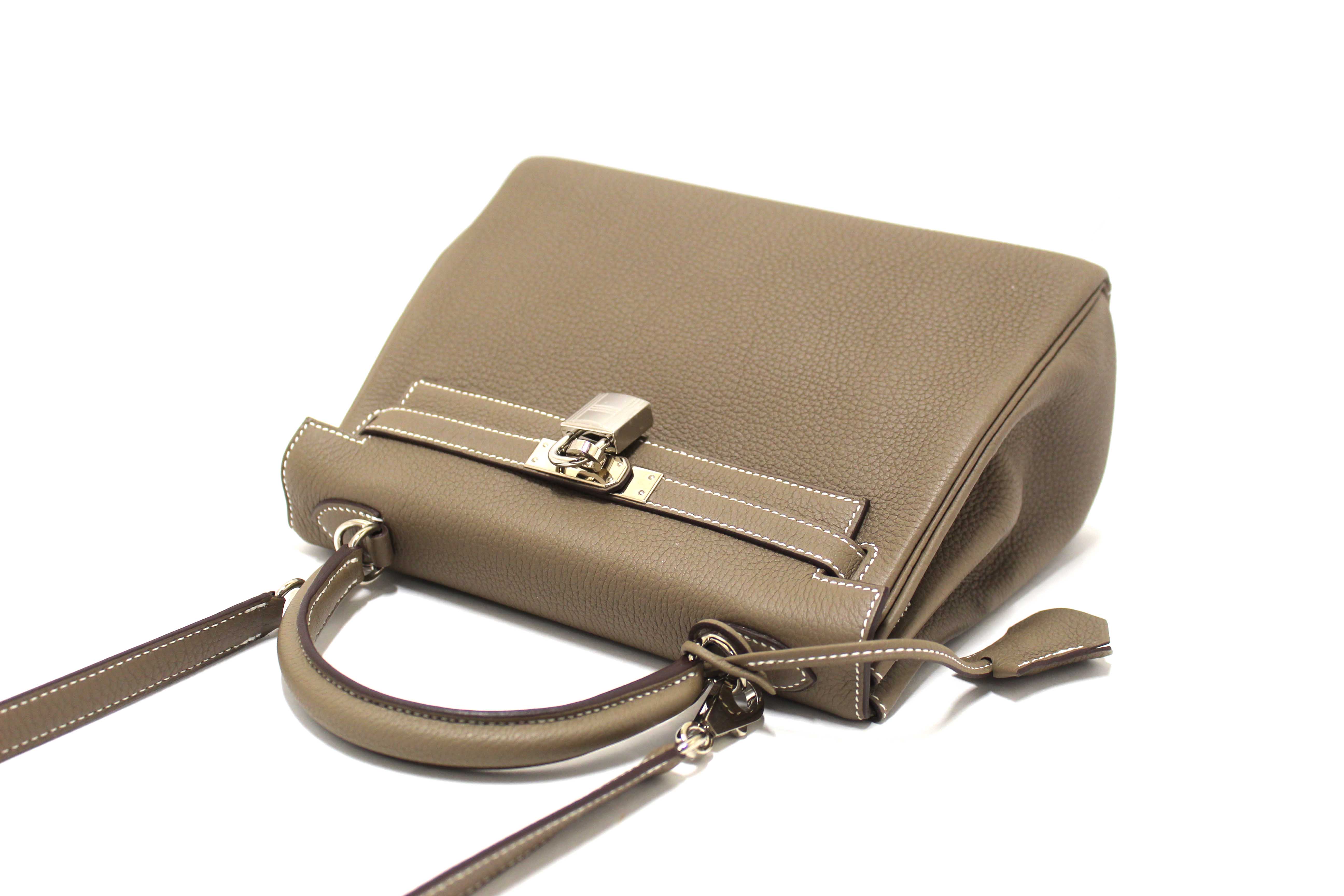 Authentic Hermes Etoupe Togo Leather Retourne Kelly 25 Handbag/Shoulder Bag