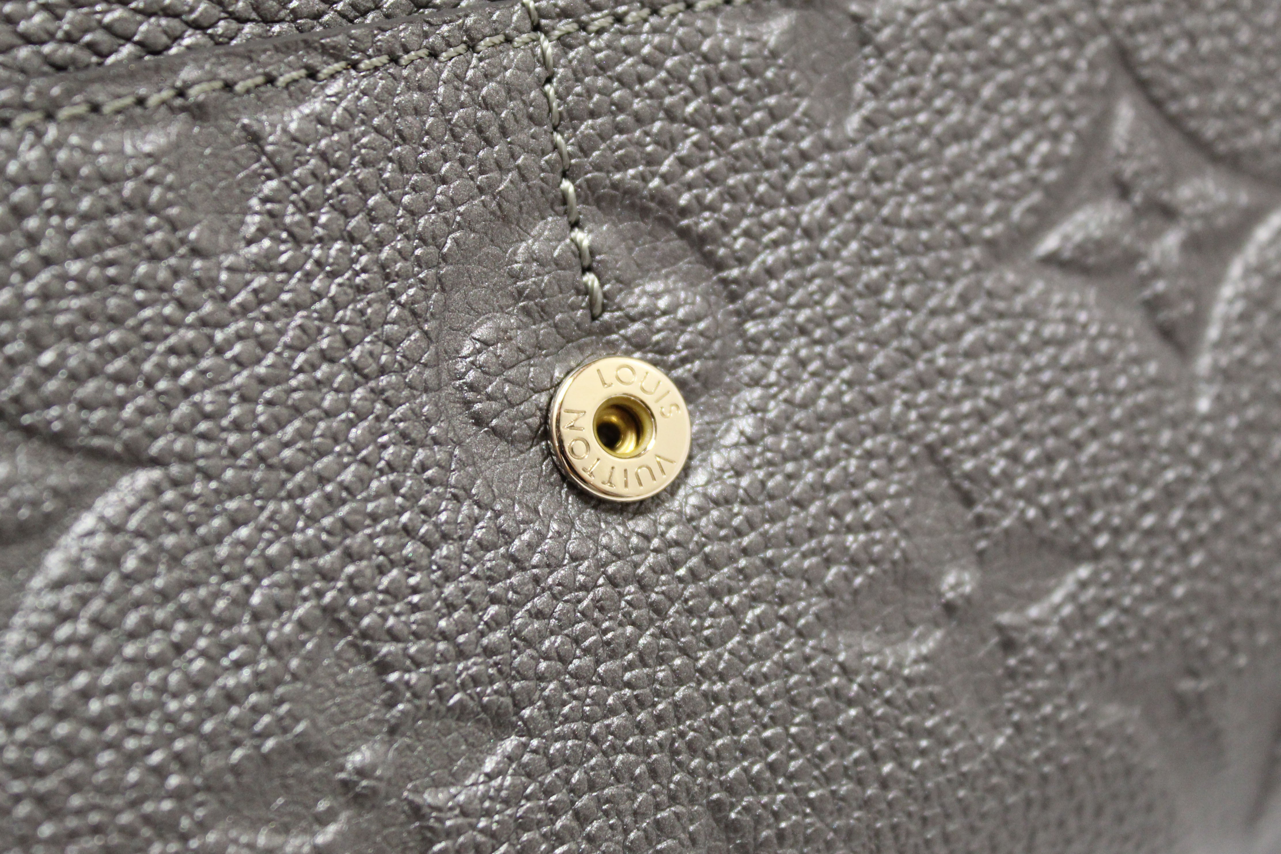 Authentic Louis Vuitton Monogram Empreinte Shimmery Grey Crystal Flower Sarah Wallet