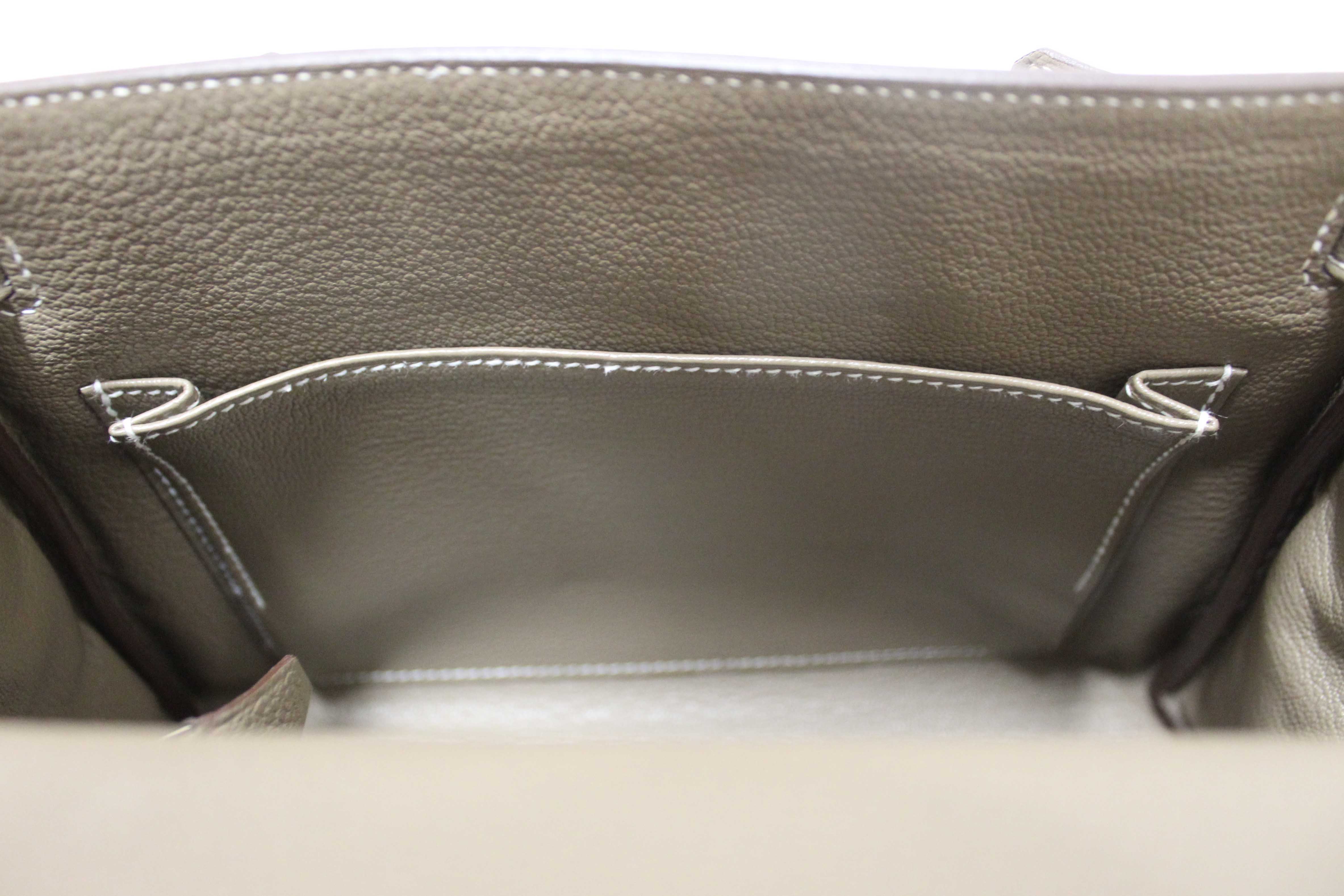 Authentic Hermes Etoupe Togo Leather Retourne Kelly 25 Handbag/Shoulder Bag