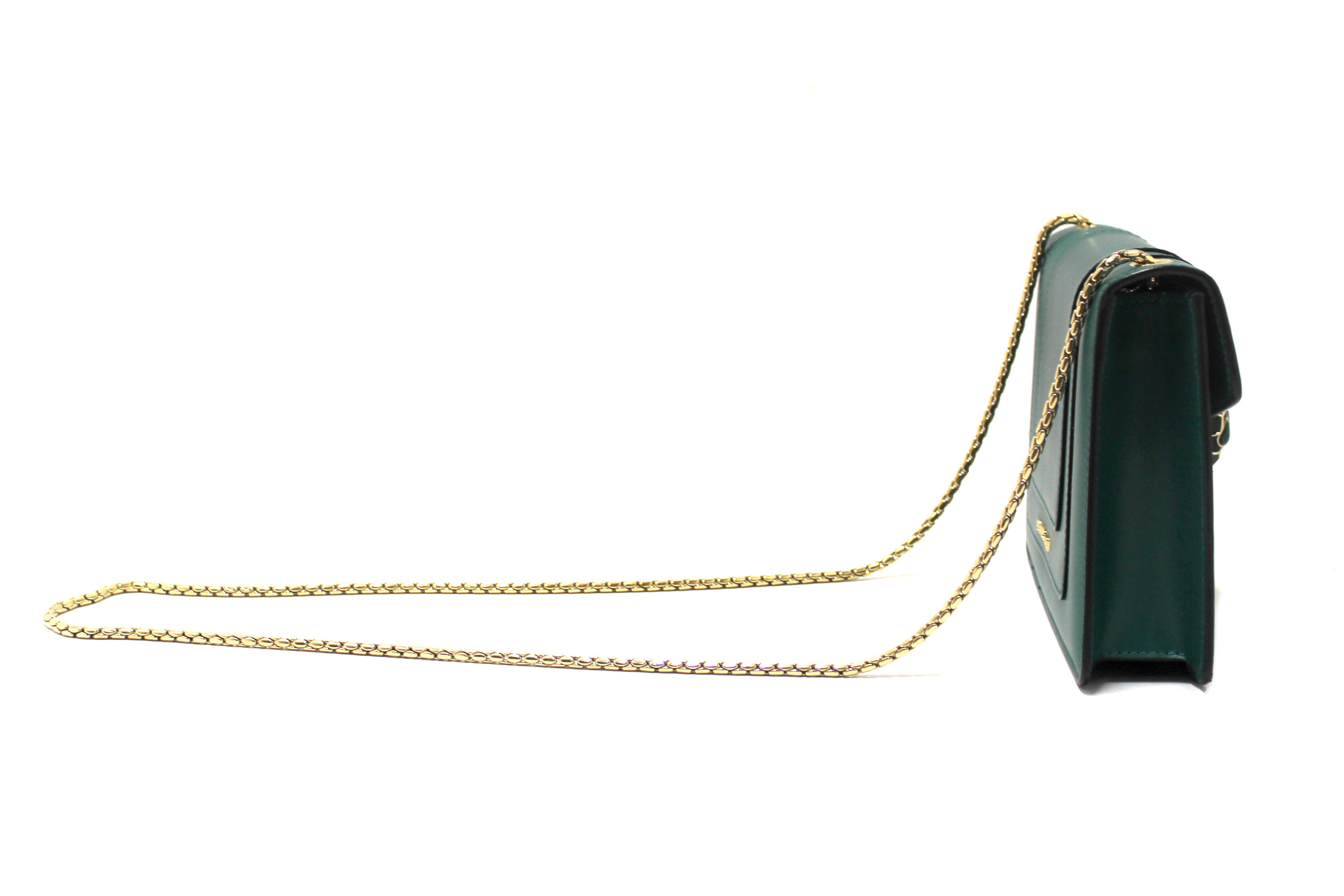 Authentic Bvlgari Emerald Green Calfskin Leather Snake Chain Small Serpenti Forever Crossbody Bag