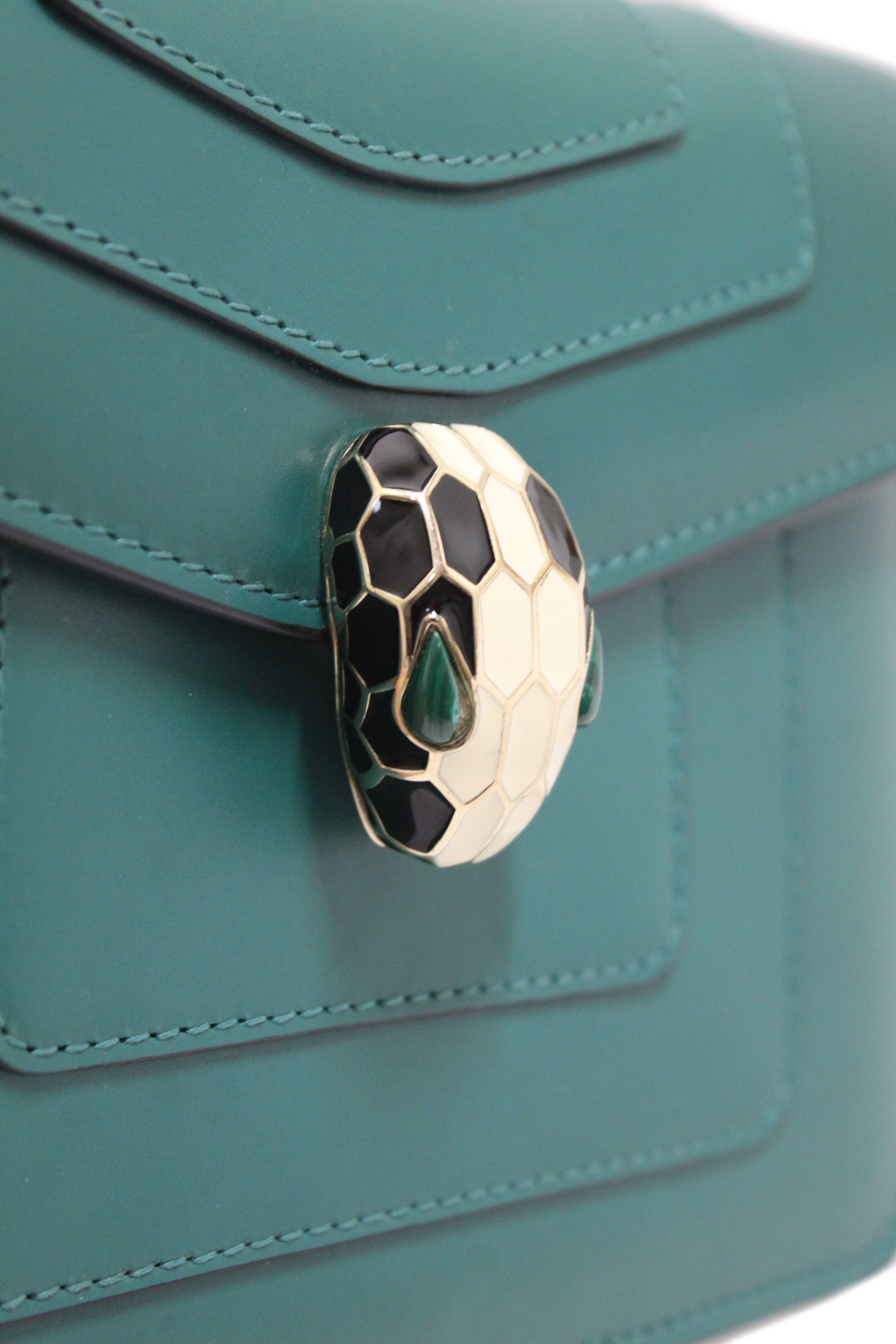 Authentic Bvlgari Emerald Green Calfskin Leather Snake Chain Small Serpenti Forever Crossbody Bag