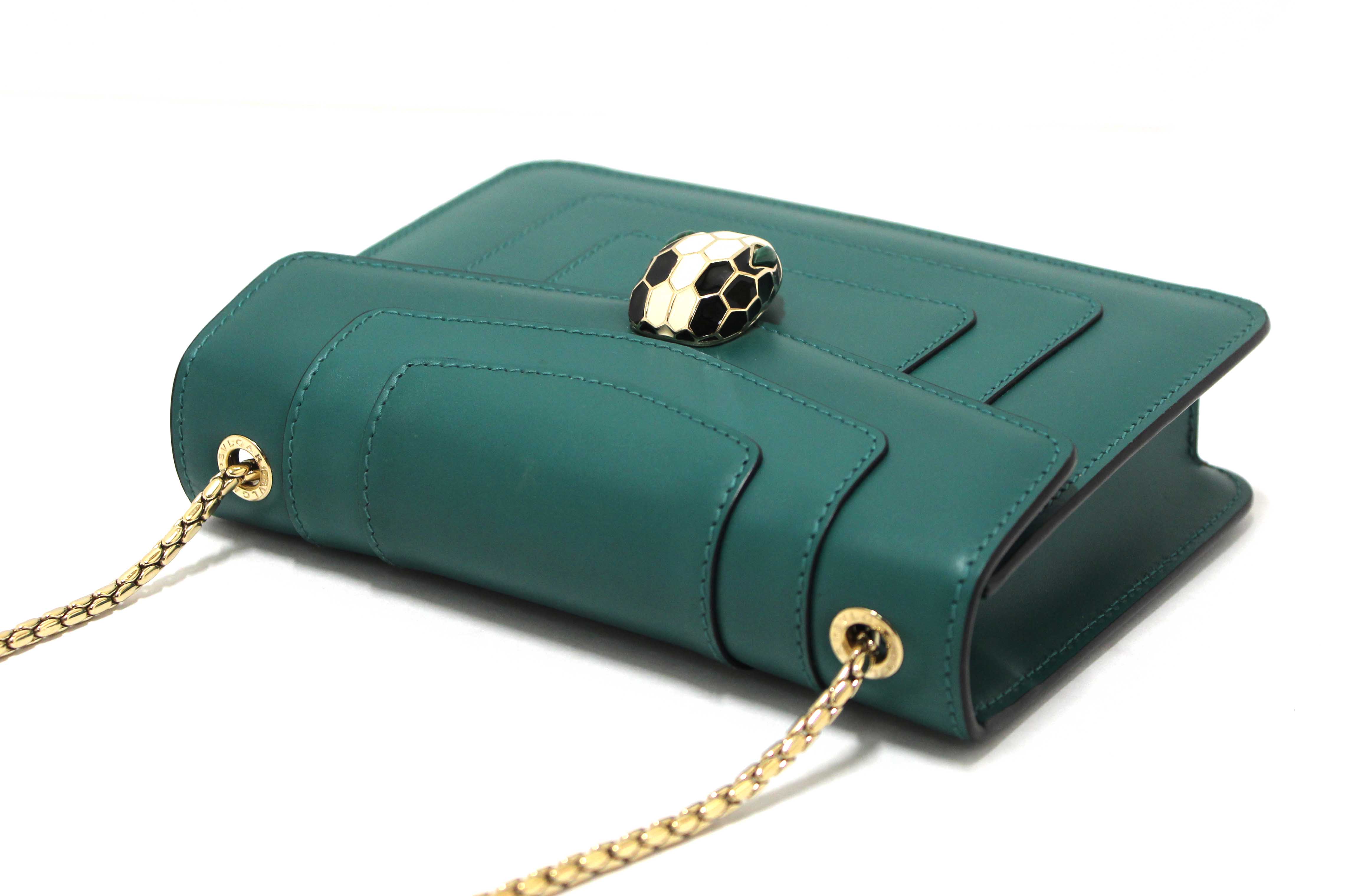 Authentic Bvlgari Emerald Green Calfskin Leather Snake Chain Small Serpenti Forever Crossbody Bag