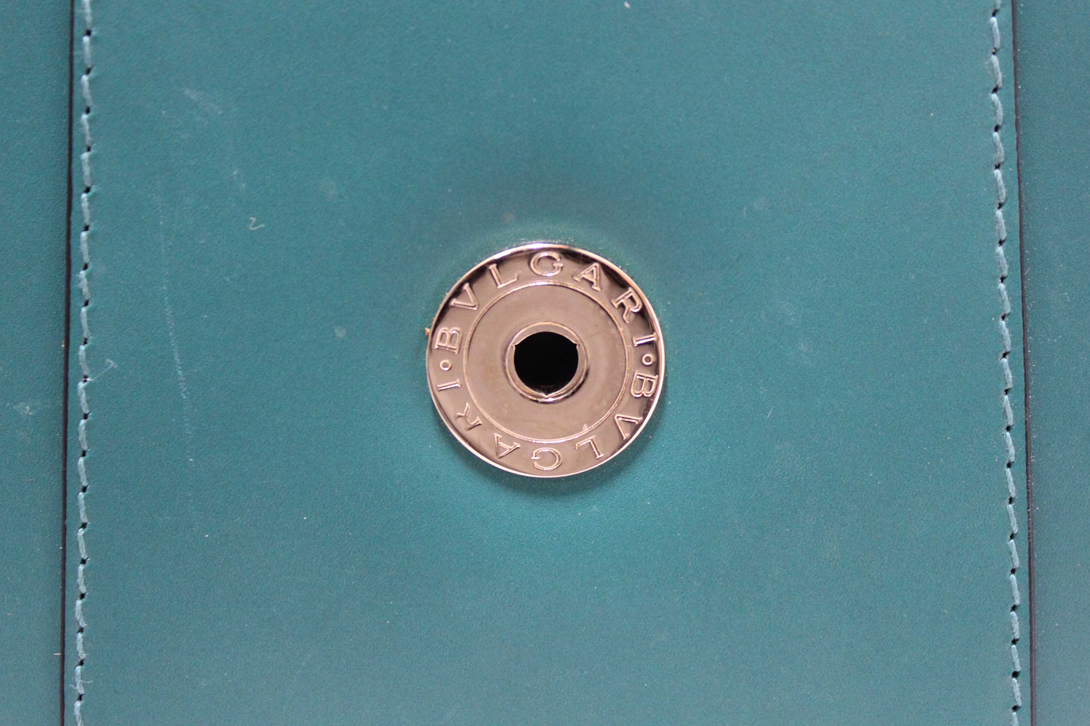 Authentic Bvlgari Emerald Green Calfskin Leather Snake Chain Small Serpenti Forever Crossbody Bag