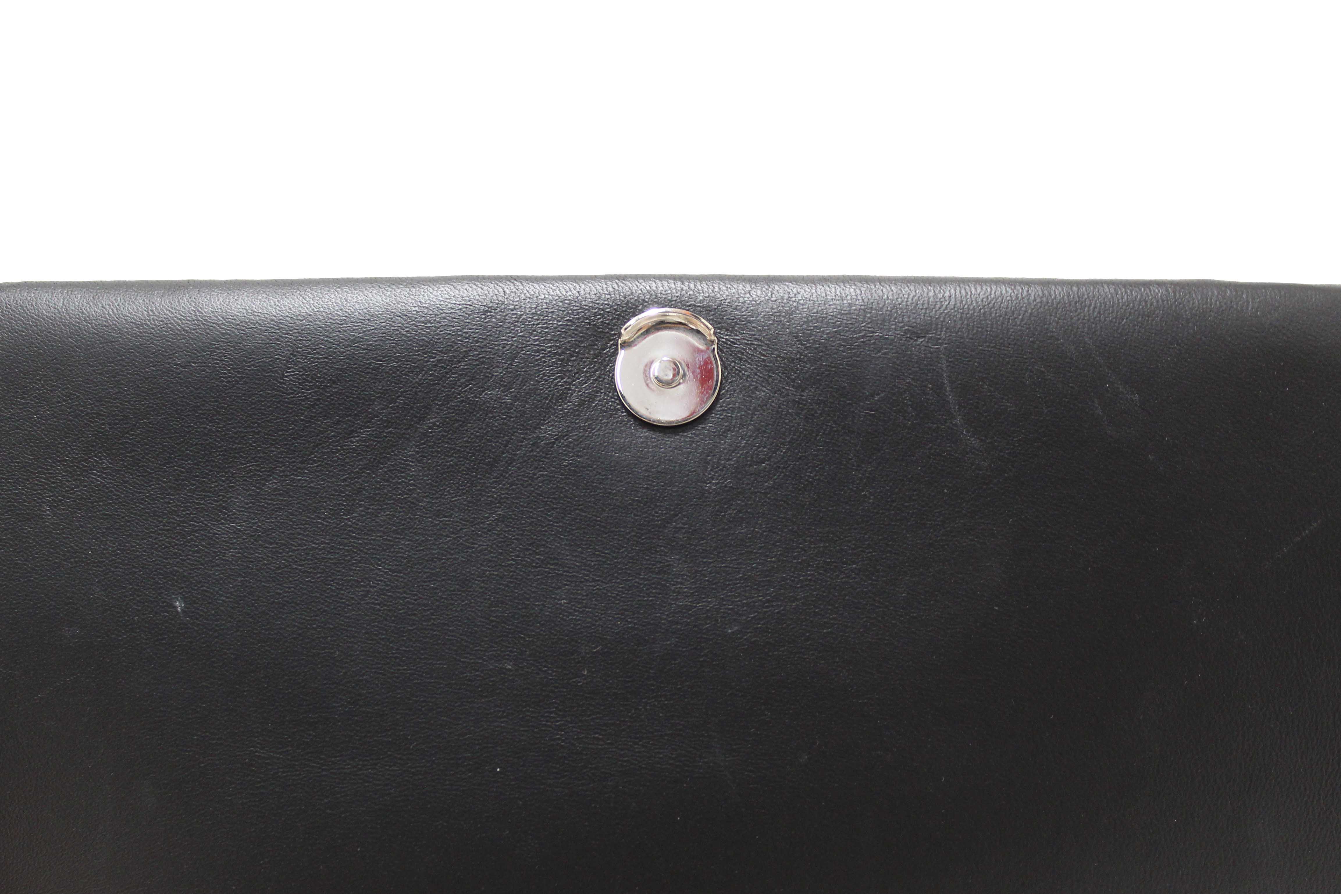 Authentic Burberry Black Lambskin Quilted Medium Lola Crossbody Bag
