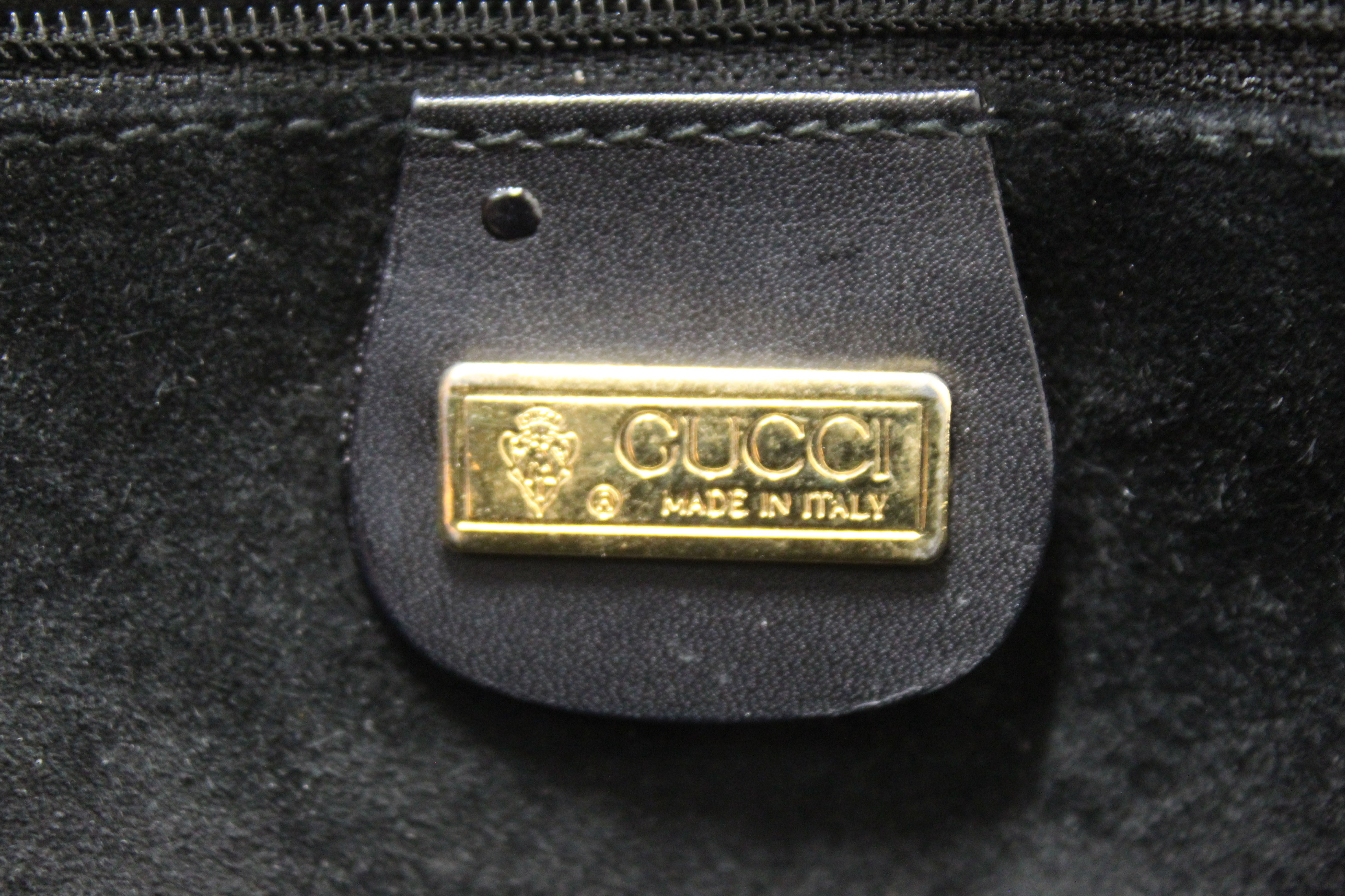 Authentic Gucci Vintage Black Leather Boston Top Handle Bag