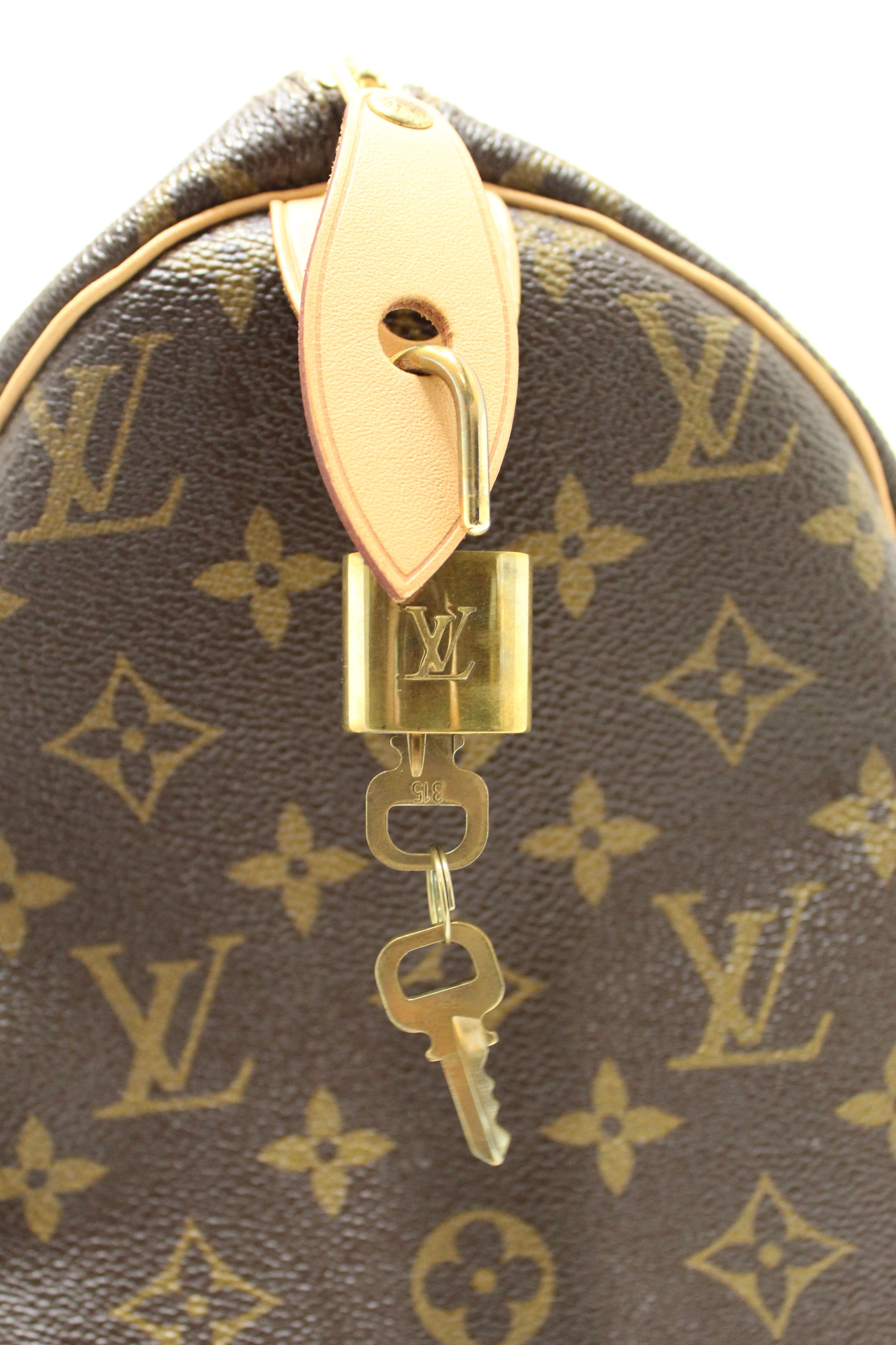 Authentic Louis Vuitton Classic Monogram Canvas Speedy 30 Handbag