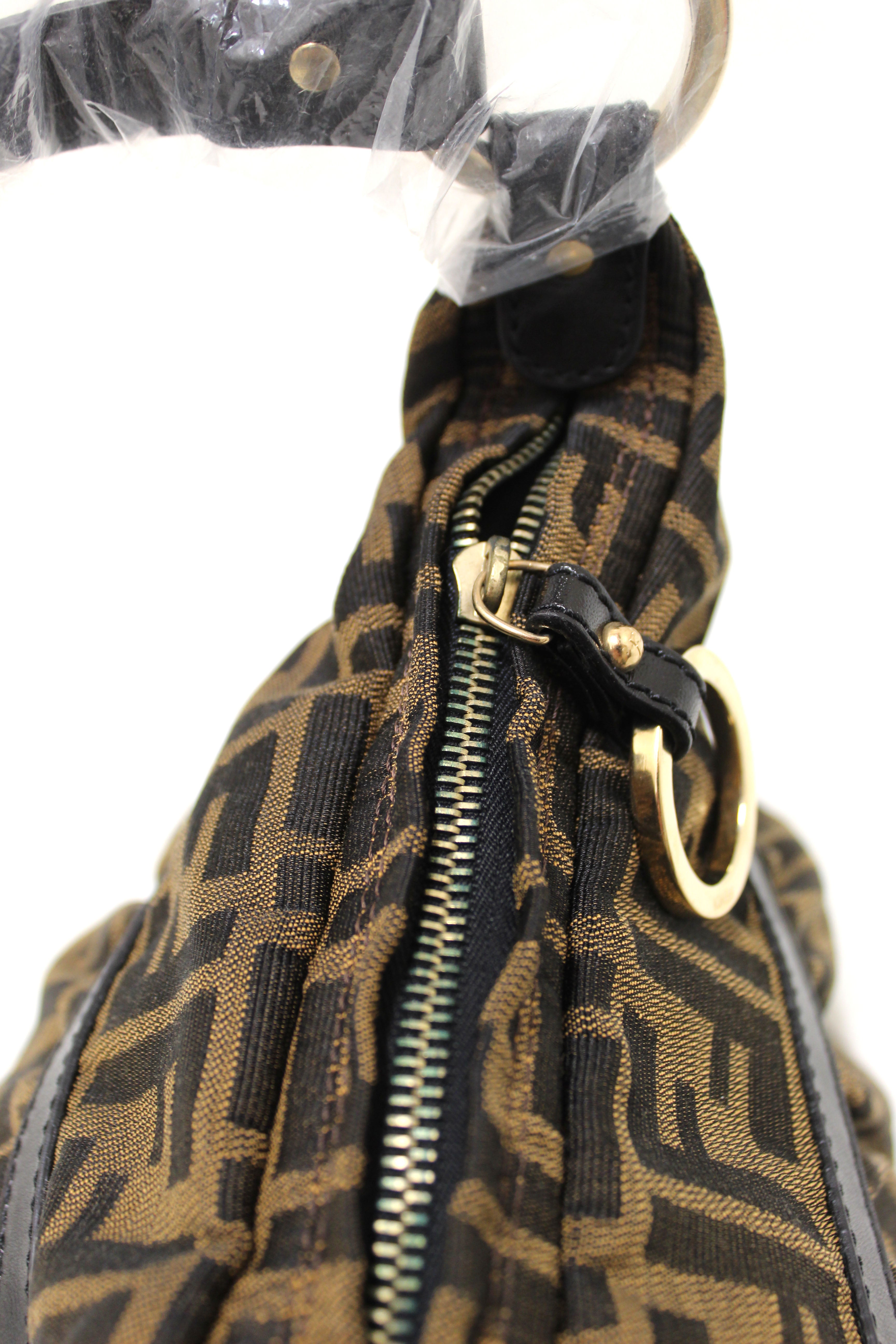 fendi zucca large hobo bag tobacco Vitello Artic Small Clasp Top Castagna Zucca Fendi Oversized Bag Zucca