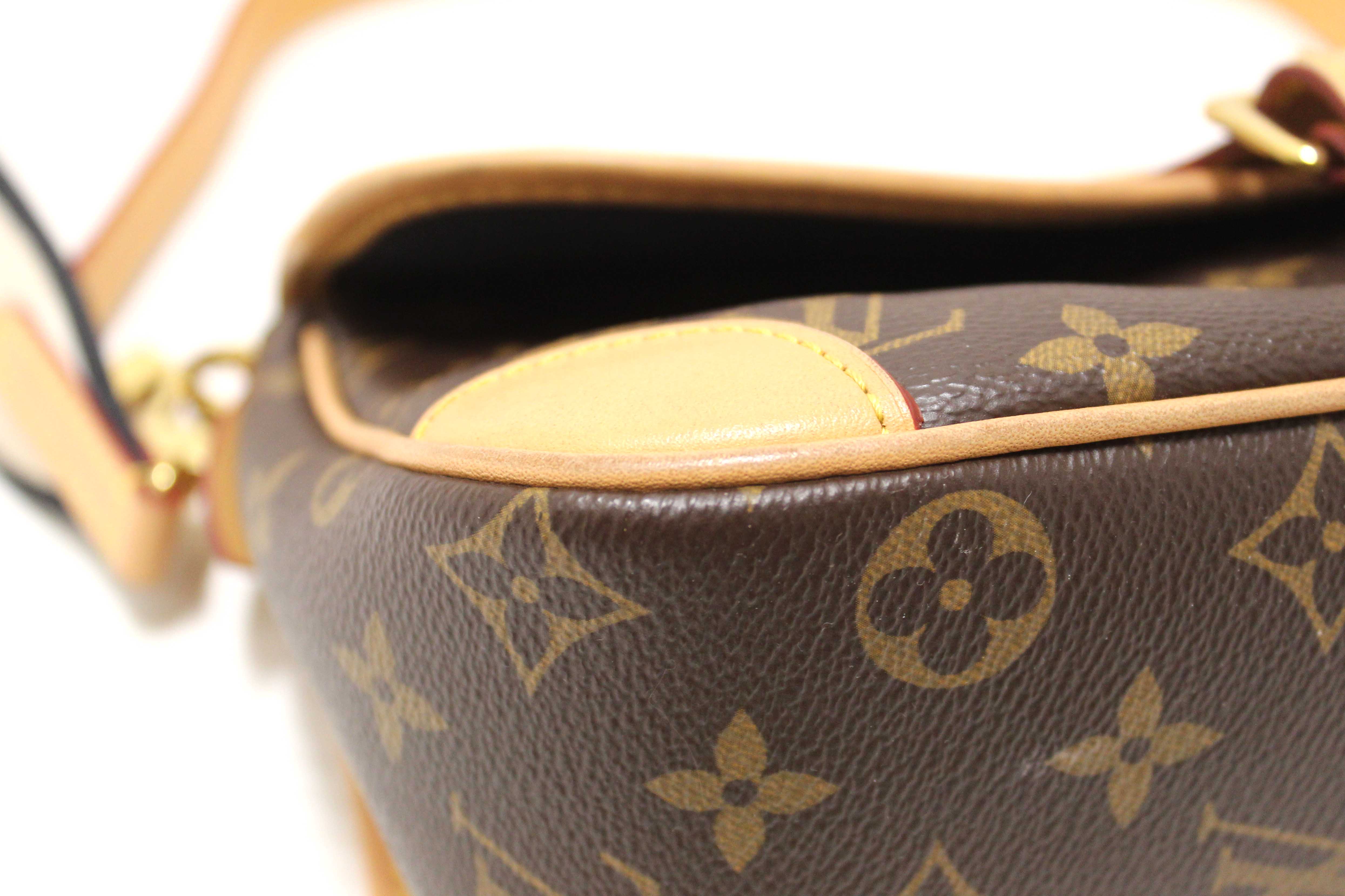 Authentic Louis Vuitton Classic Monogram Diana Shoulder Bag