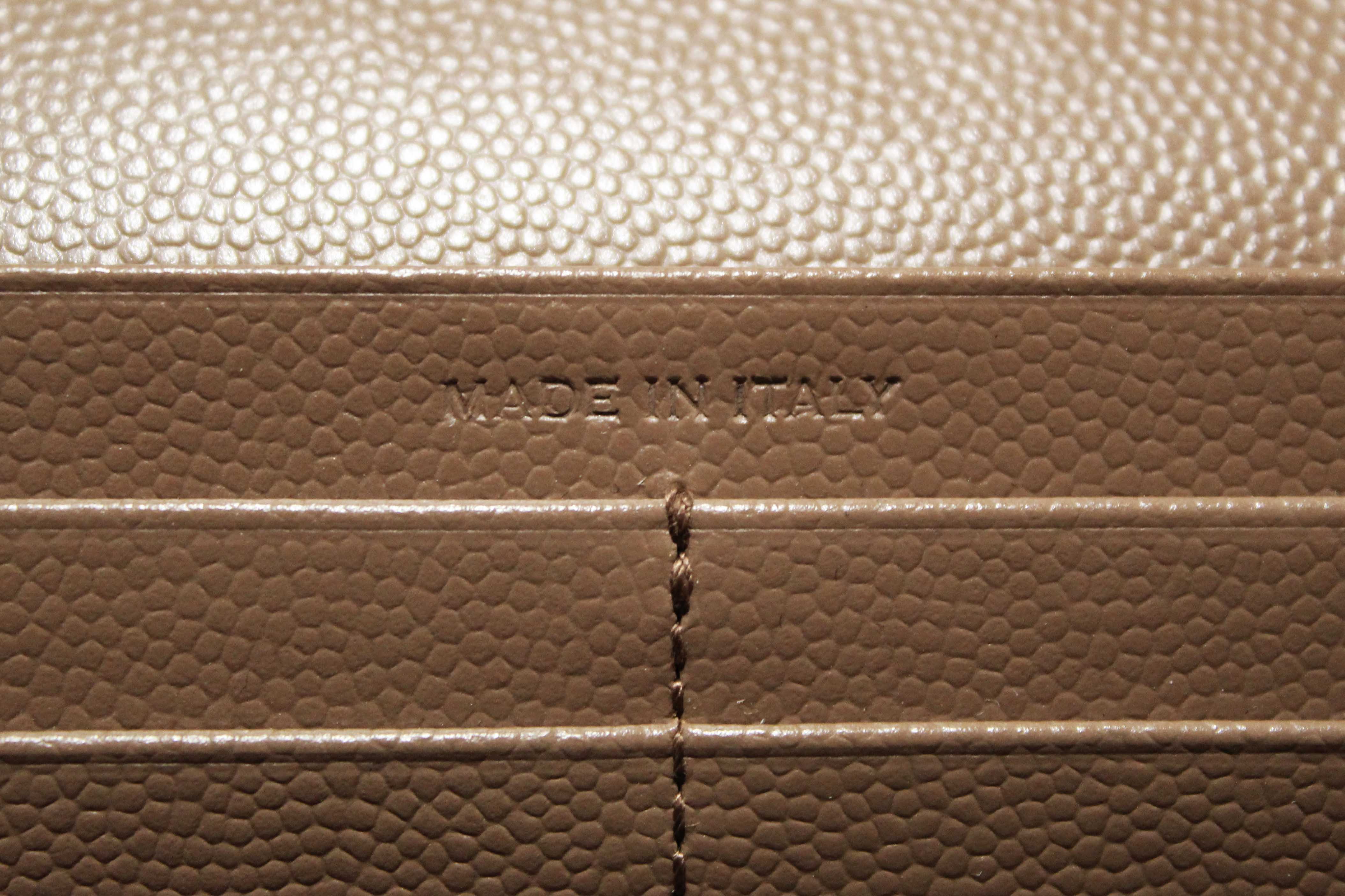 Authentic NEW Yves Saint Laurent Fard Cassandre Matelasse Grain De Poudre Chain Wallet Crossbody Bag