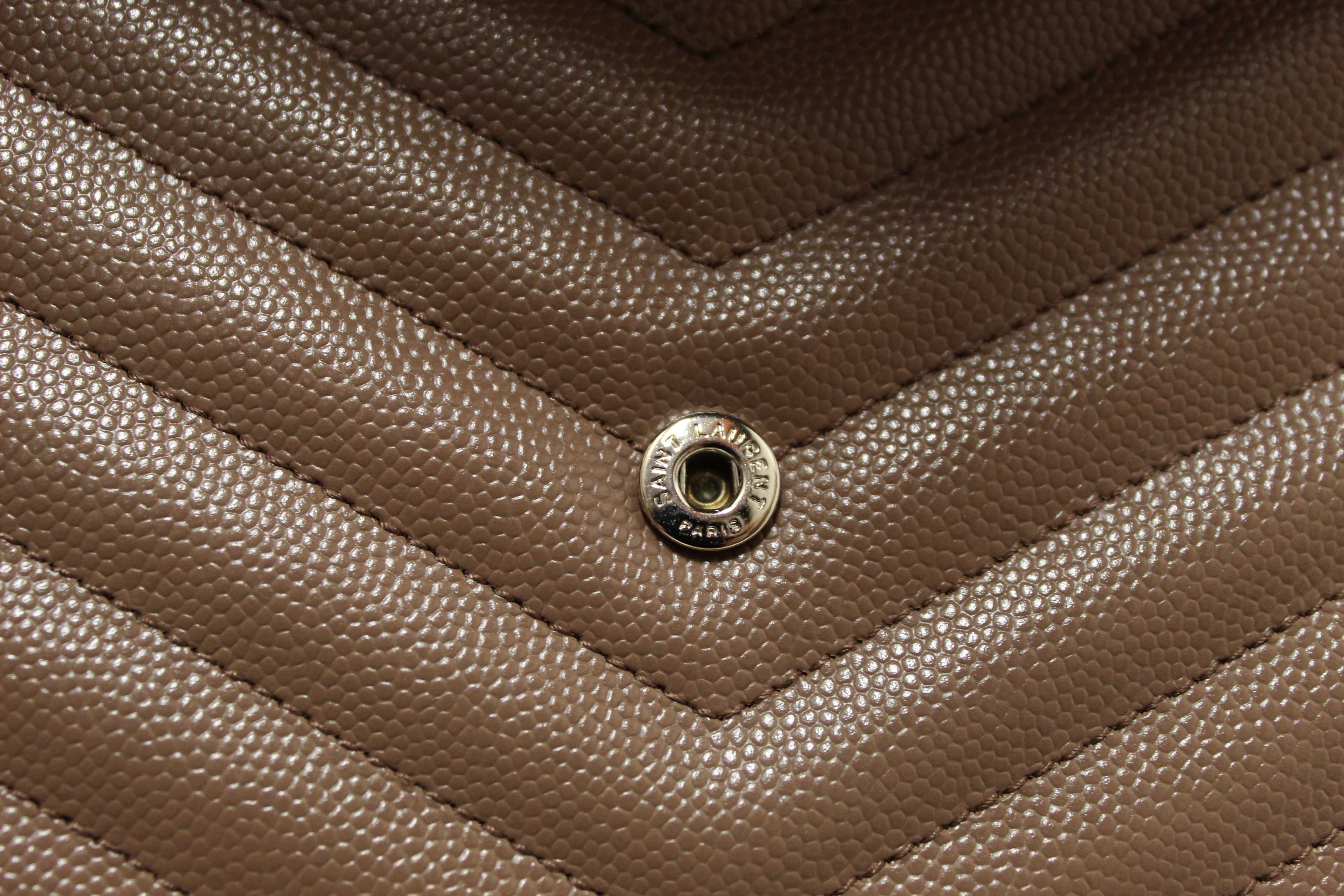 Authentic NEW Yves Saint Laurent Fard Cassandre Matelasse Grain De Poudre Chain Wallet Crossbody Bag