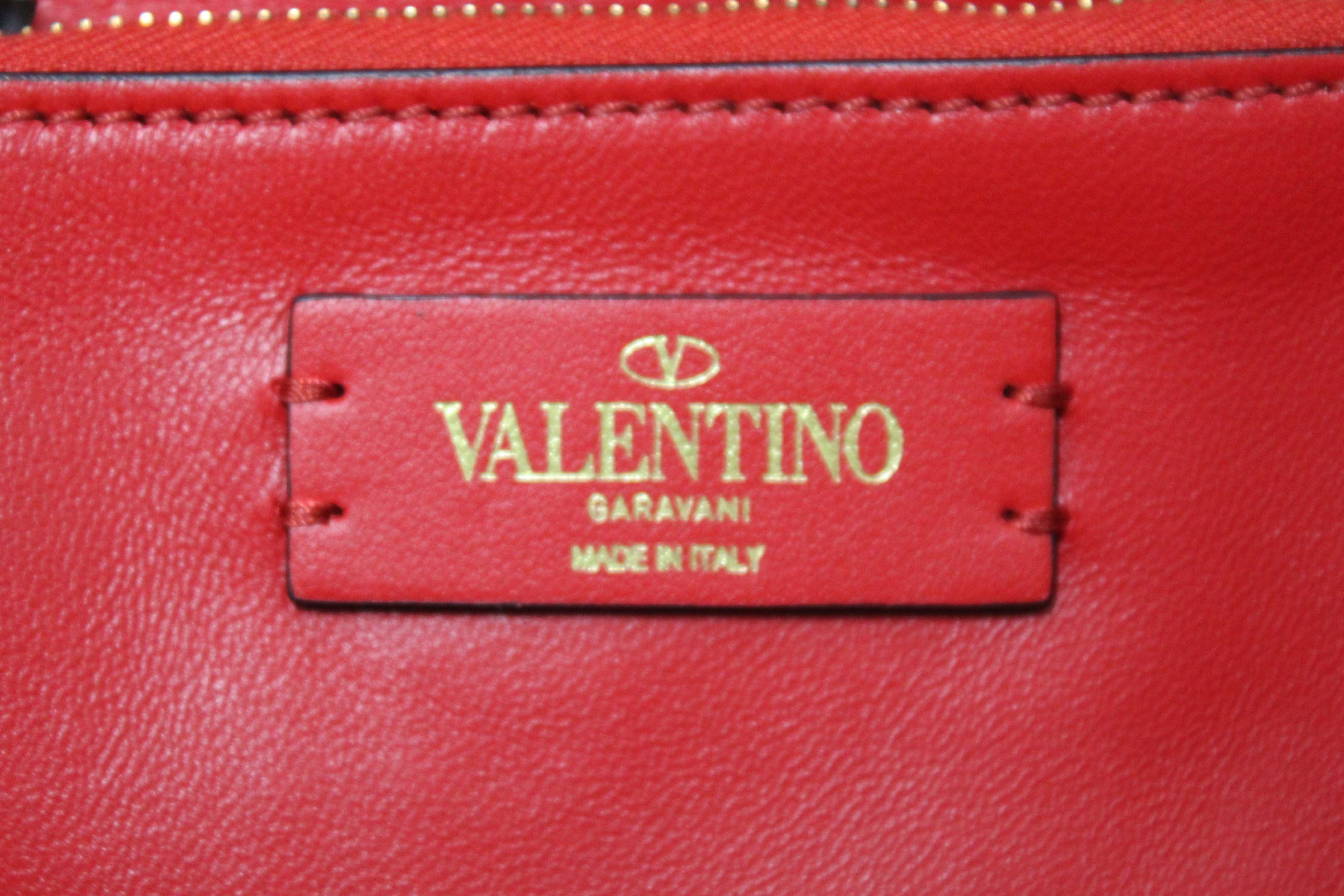 Authentic Valentino Garavani Neutral Calfskin Leather Vlogo Fillme MediumTote