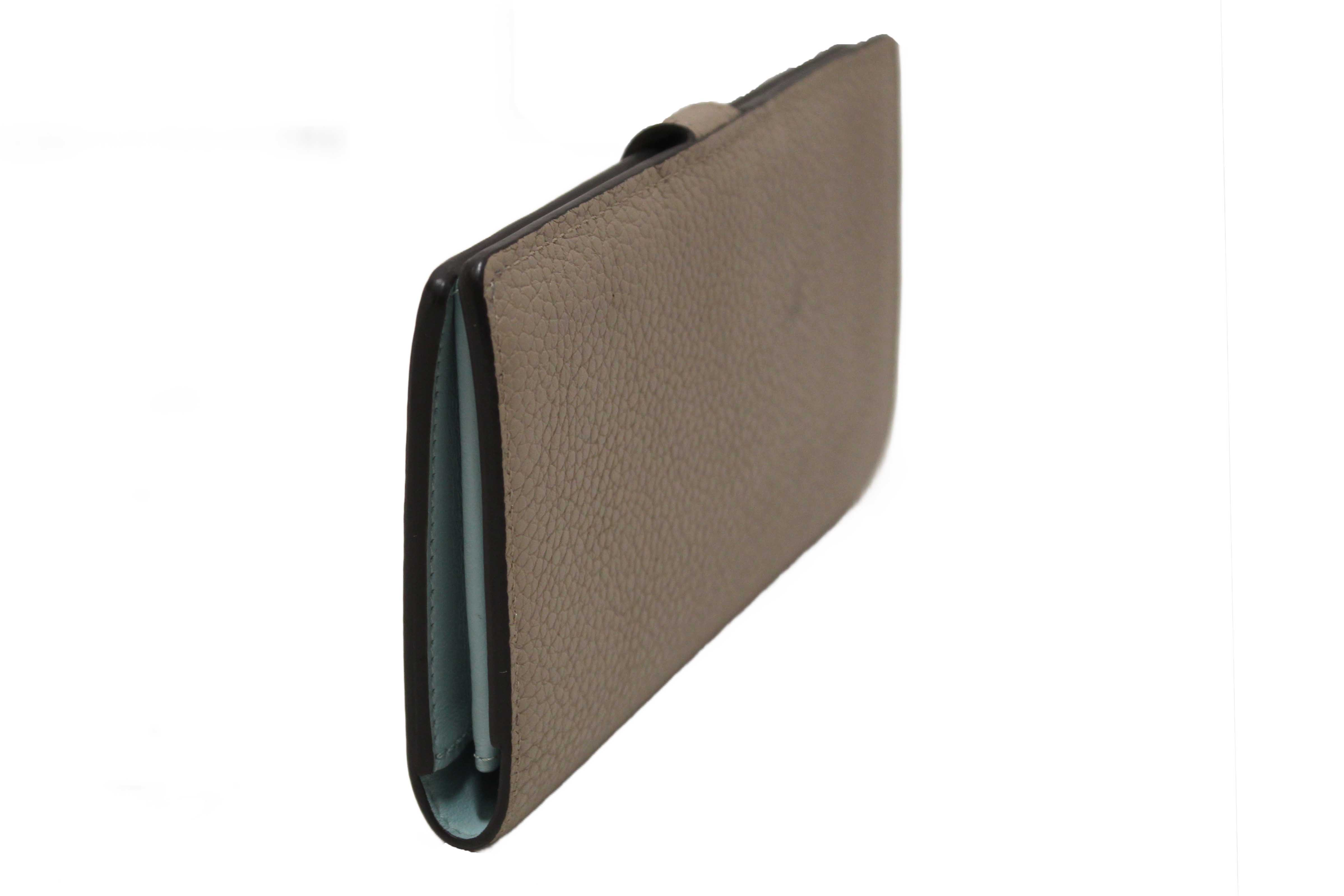 Authentic Louis Vuitton Galet Grey Grained Taurillon Leather LV Vertical Wallet
