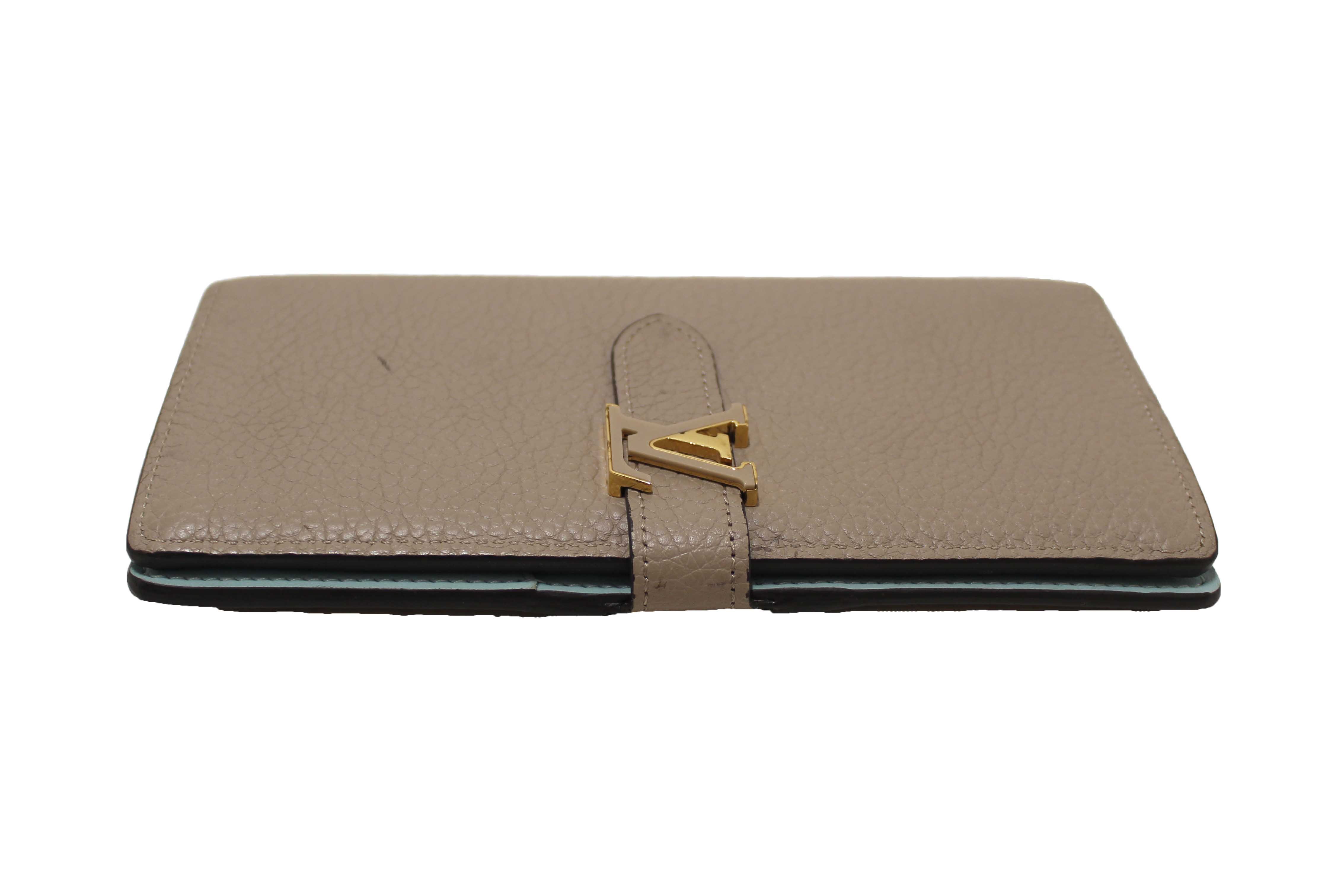 Authentic Louis Vuitton Galet Grey Grained Taurillon Leather LV Vertical Wallet