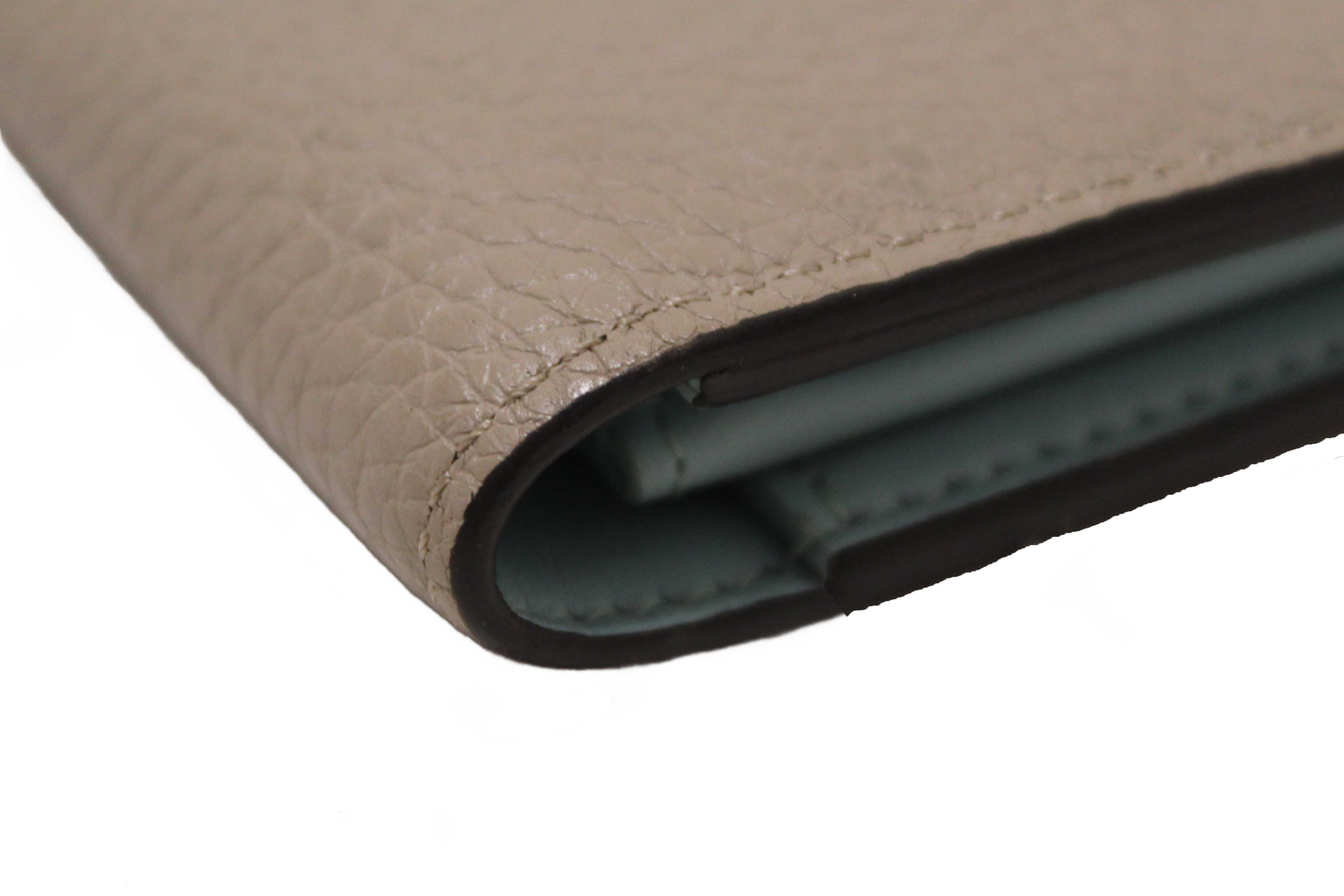 Authentic Louis Vuitton Galet Grey Grained Taurillon Leather LV Vertical Wallet