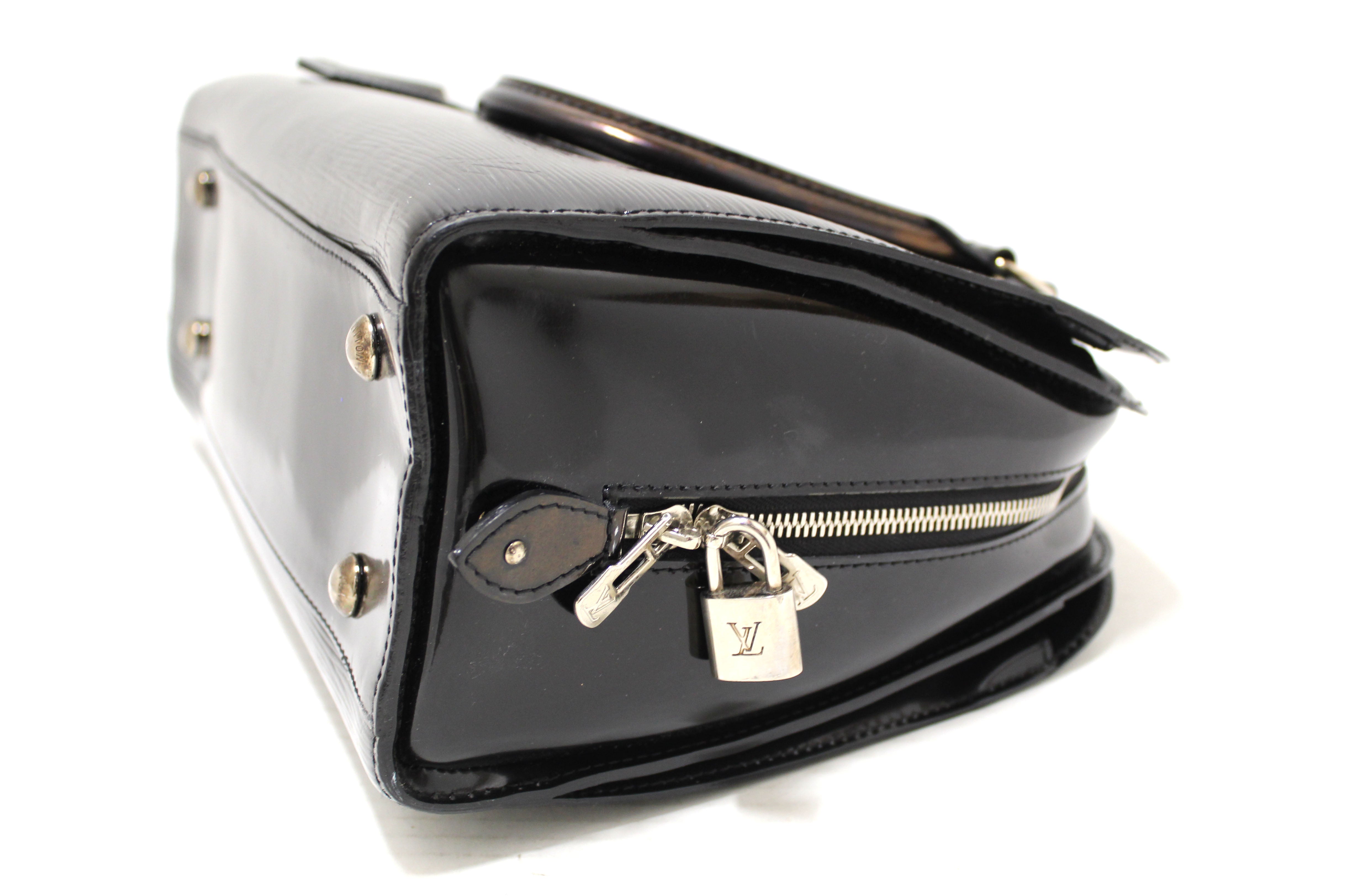 Louis Vuitton Black Epi Pont Neuf Handbag  Louis vuitton, Discount louis  vuitton, Fashion