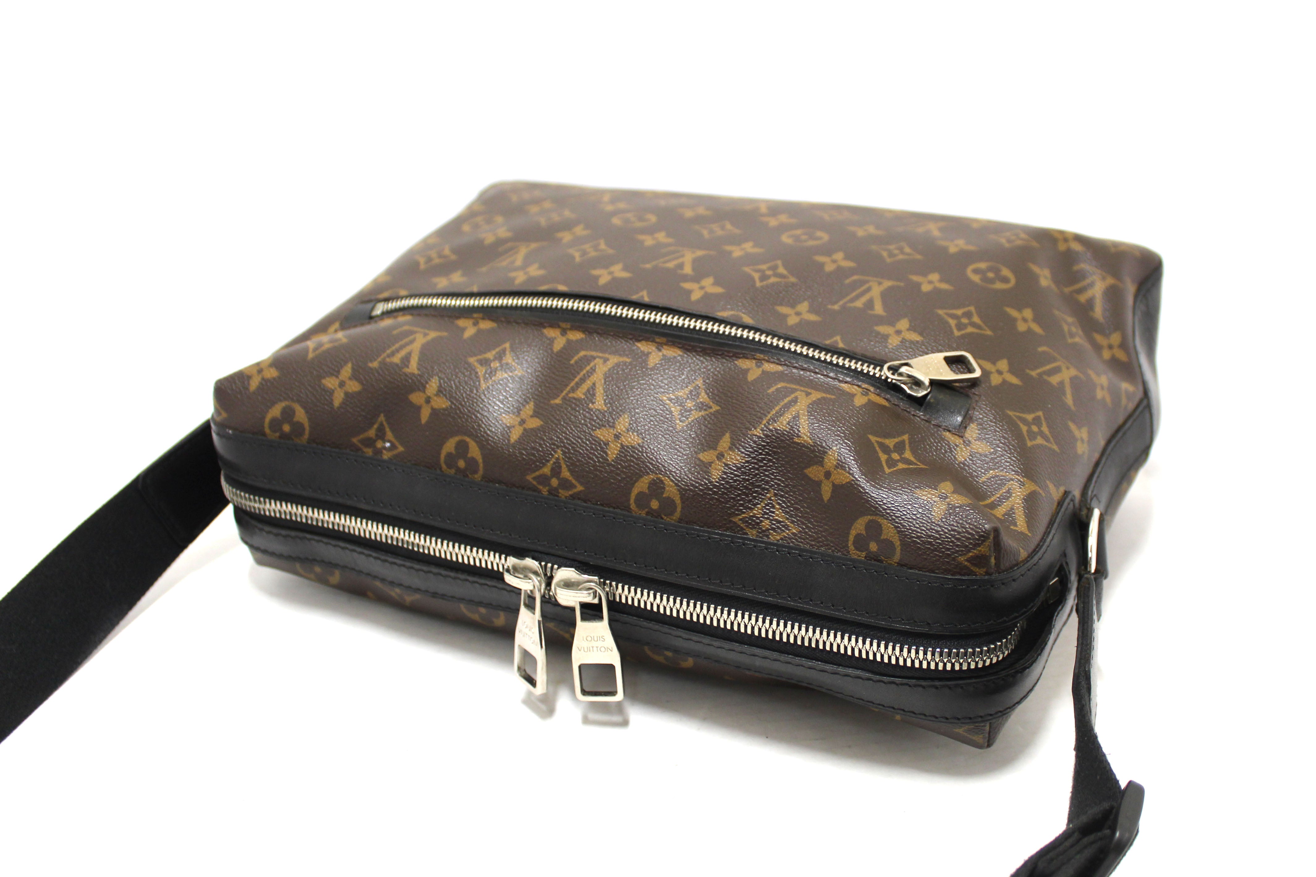 Authentic Louis Vuitton Classic Monogram Macassar Torres Messenger Bag