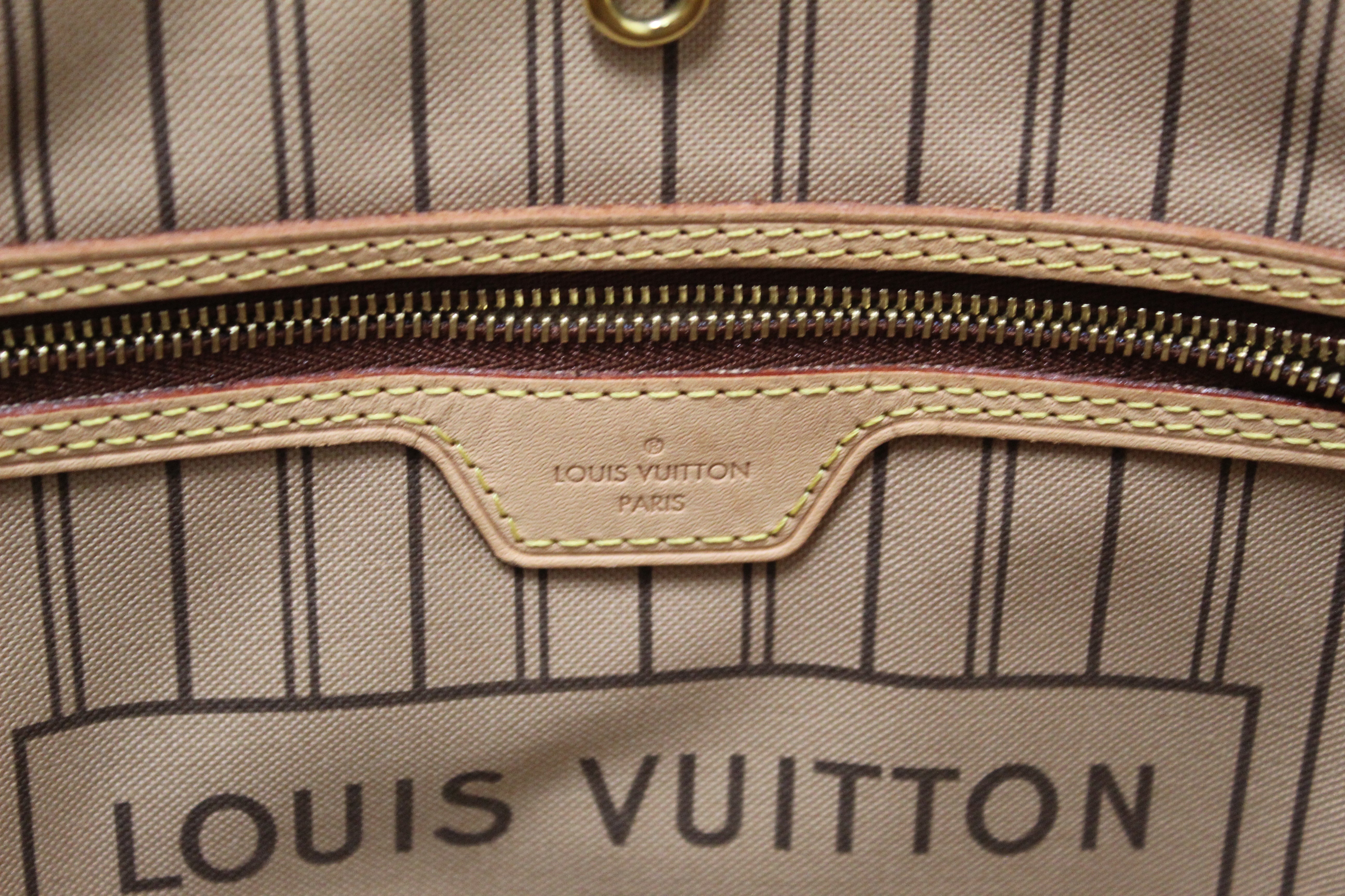 Authentic Louis Vuitton Classic Monogram Neverfull MM Tote Shoulder Bag