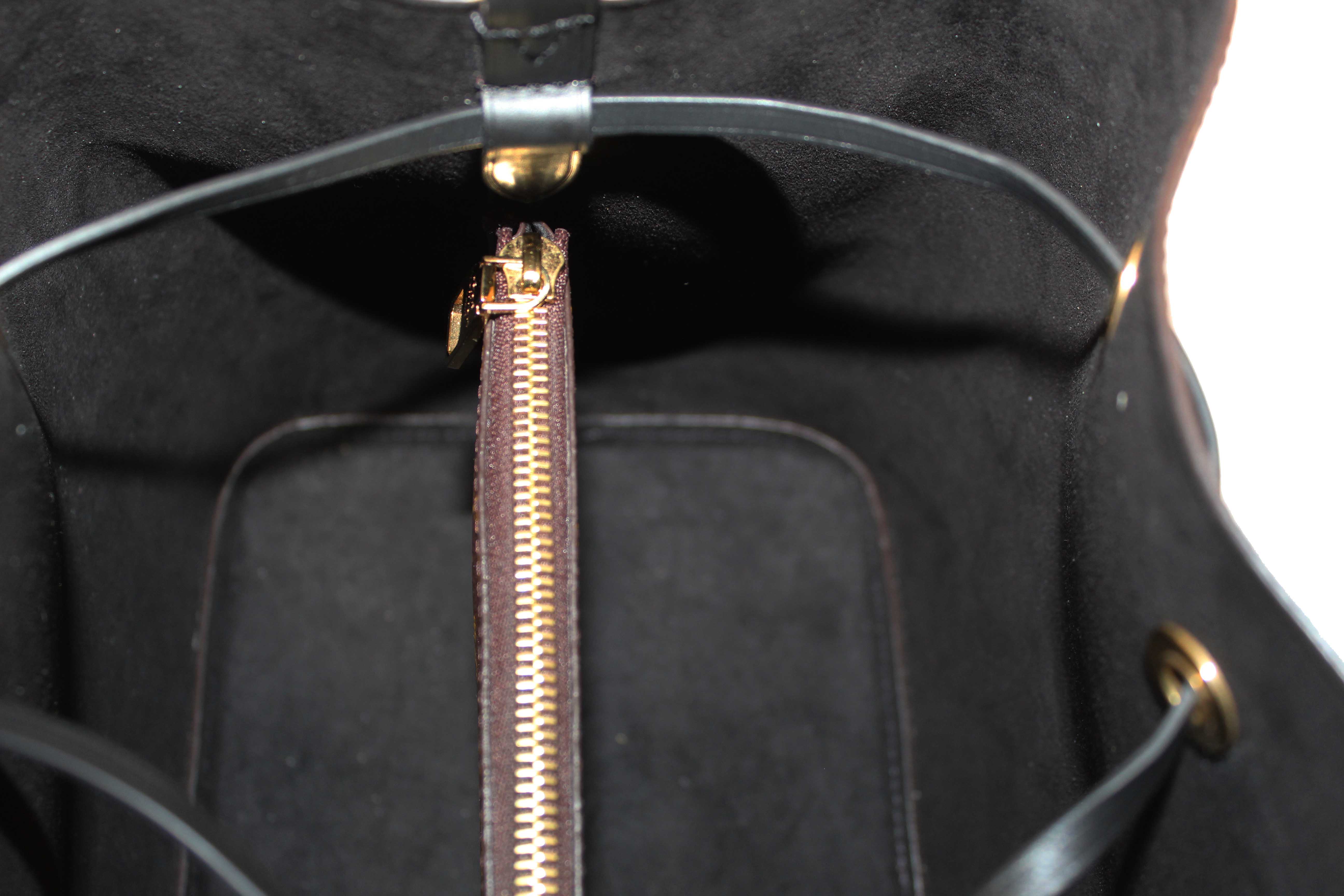 Authentic Louis Vuitton Classic Monogram Canvas with Black Leather NéoNoé MM Shoulder Bag
