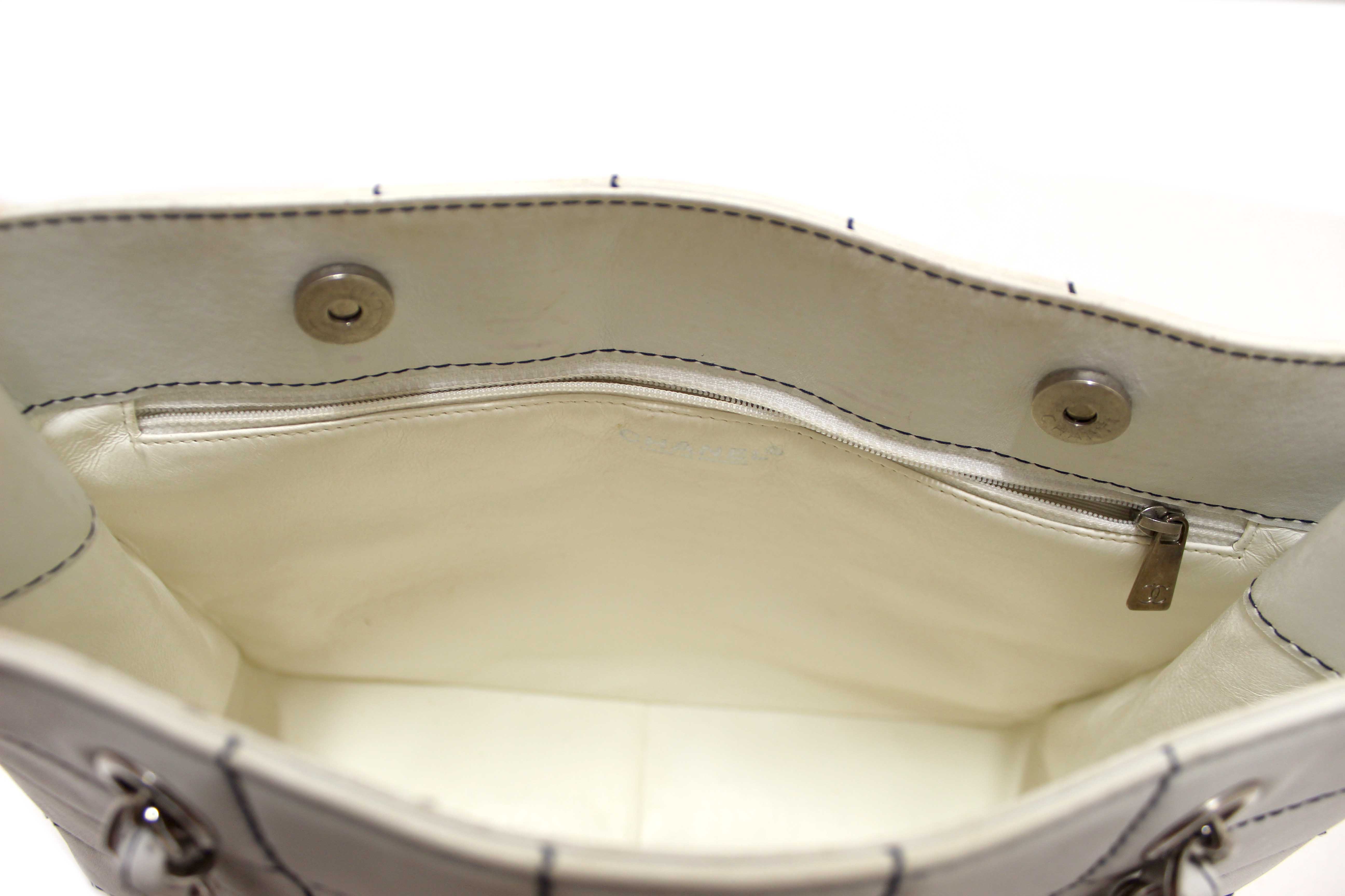 Authentic Chanel Vintage White Leather Chocolate Bar Wild Stitch Chain Tote Shoulder Bag