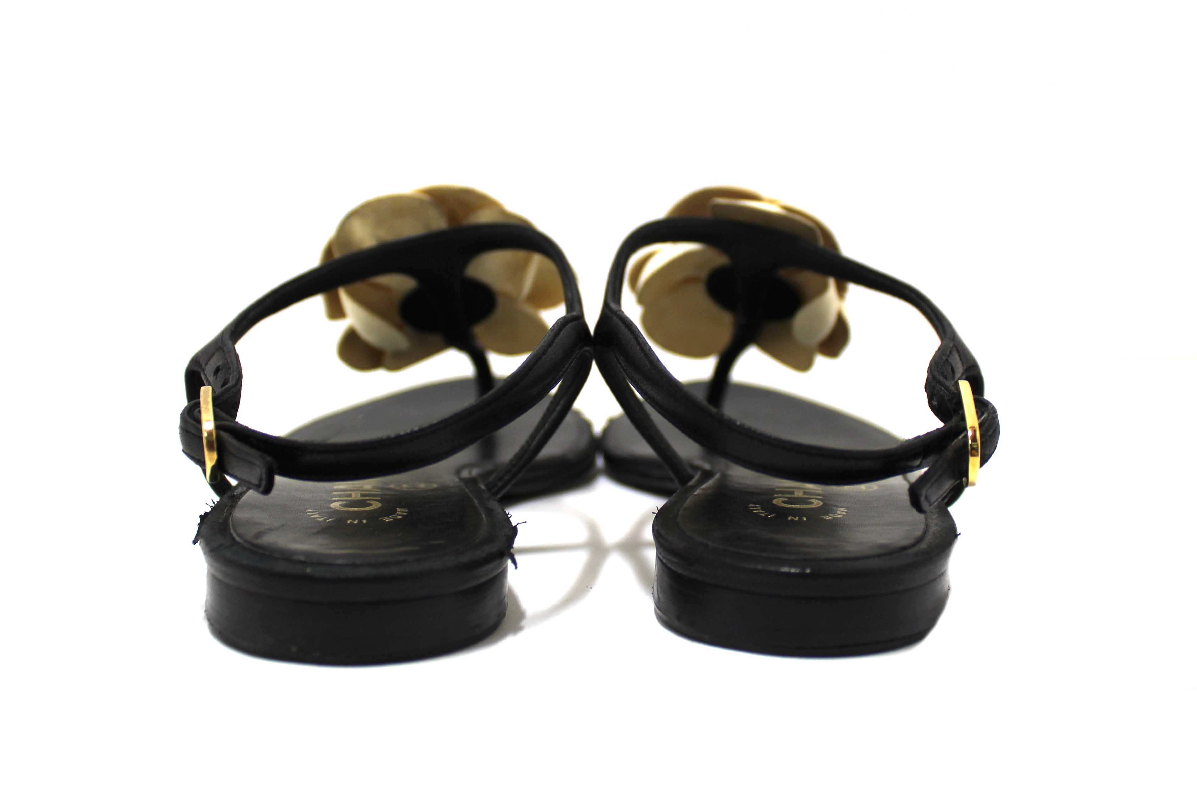 Authentic Chanel Black & White Leather Camellia Thong Sandals Size 37C