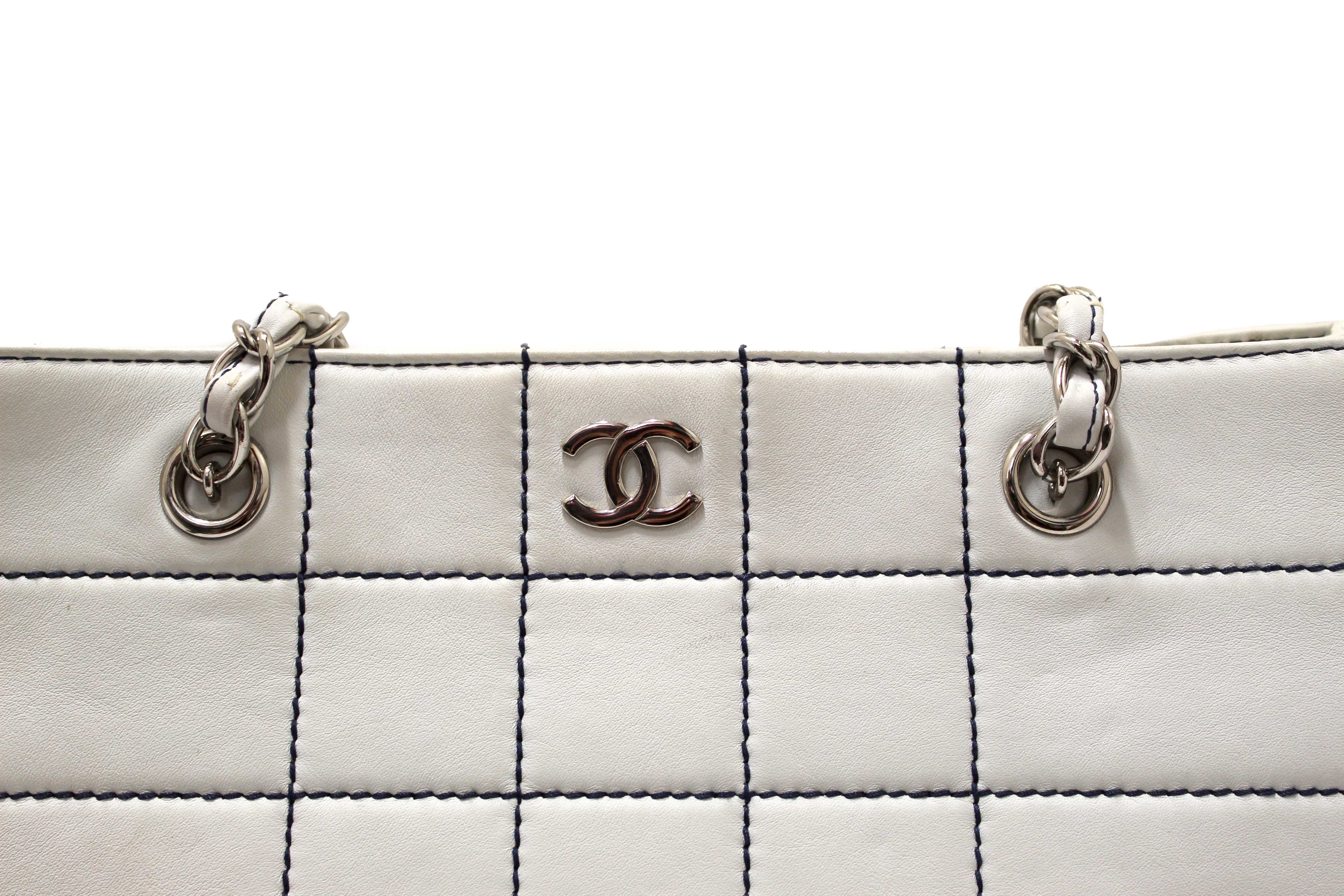 Authentic Chanel Vintage White Leather Chocolate Bar Wild Stitch Chain Tote Shoulder Bag