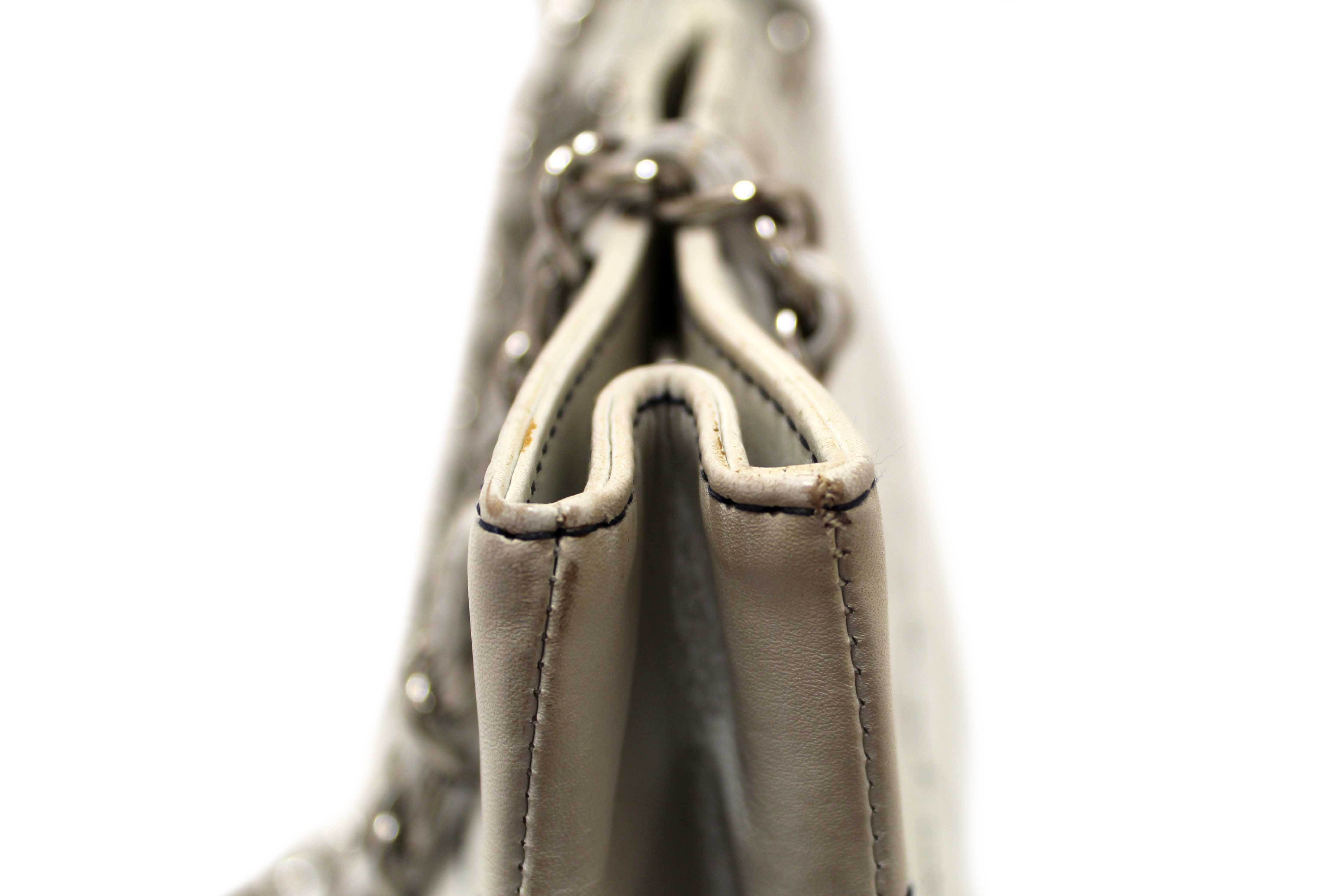Authentic Chanel Vintage White Leather Chocolate Bar Wild Stitch Chain Tote Shoulder Bag