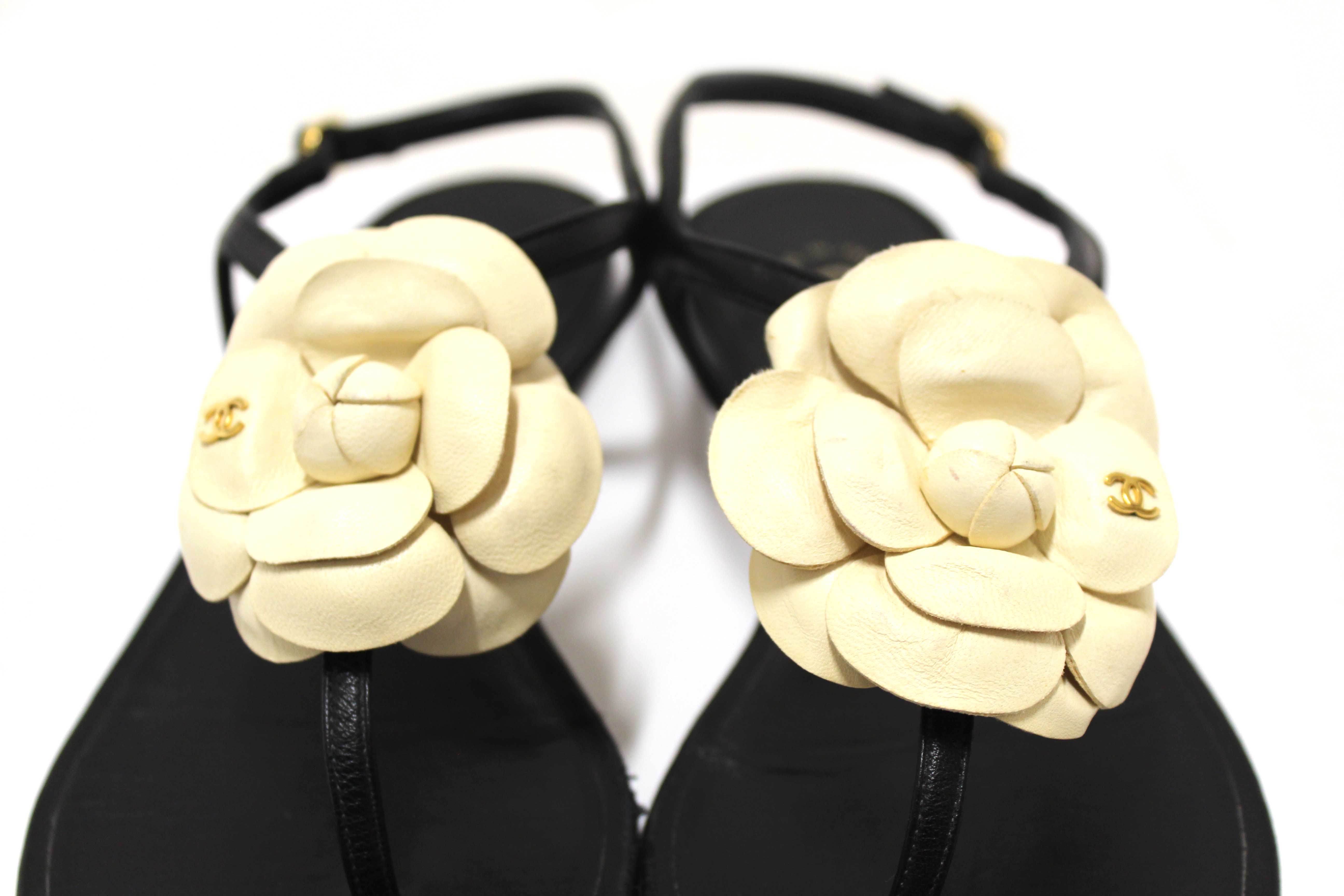 Authentic Chanel Black & White Leather Camellia Thong Sandals Size 37C