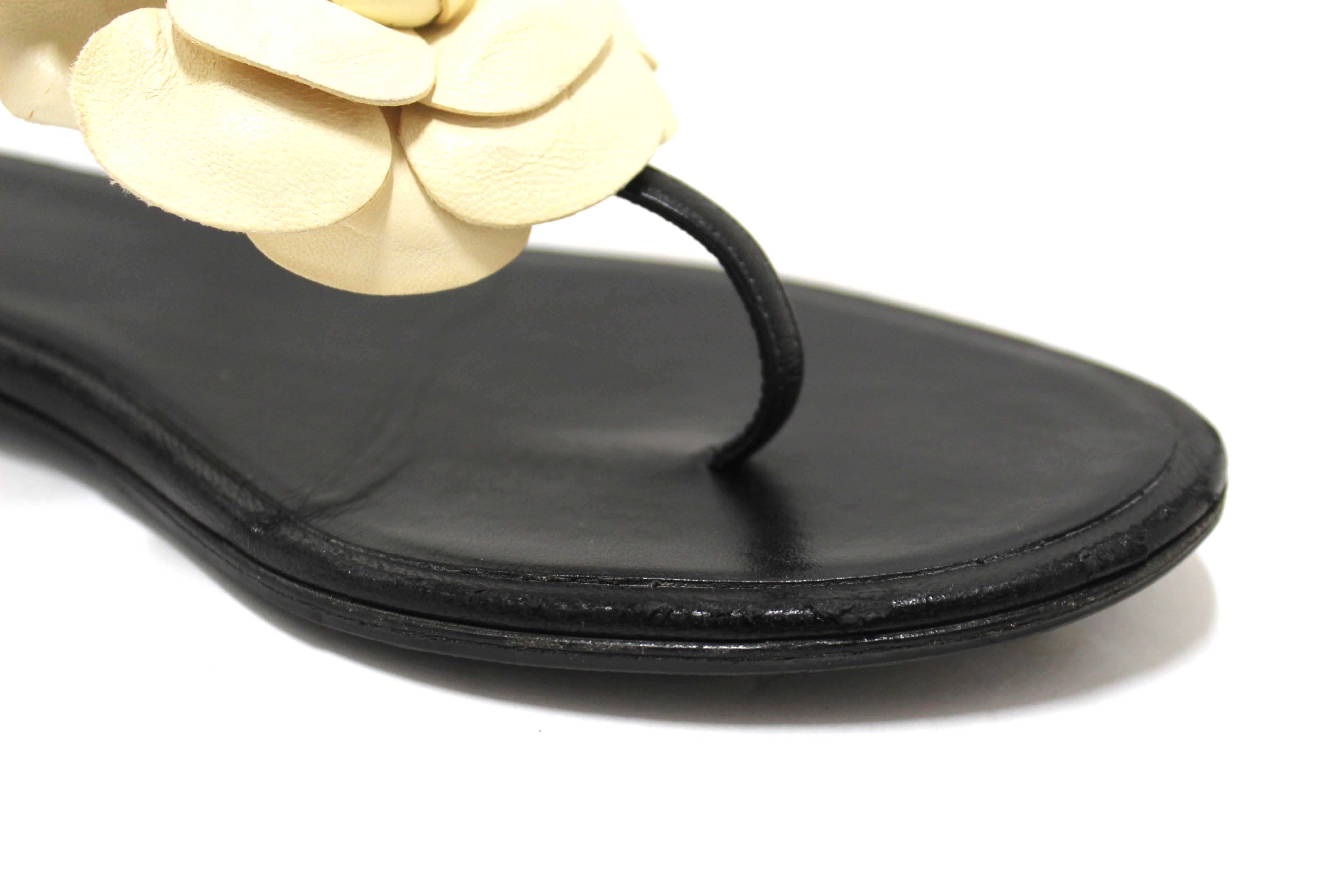 Authentic Chanel Black & White Leather Camellia Thong Sandals Size 37C