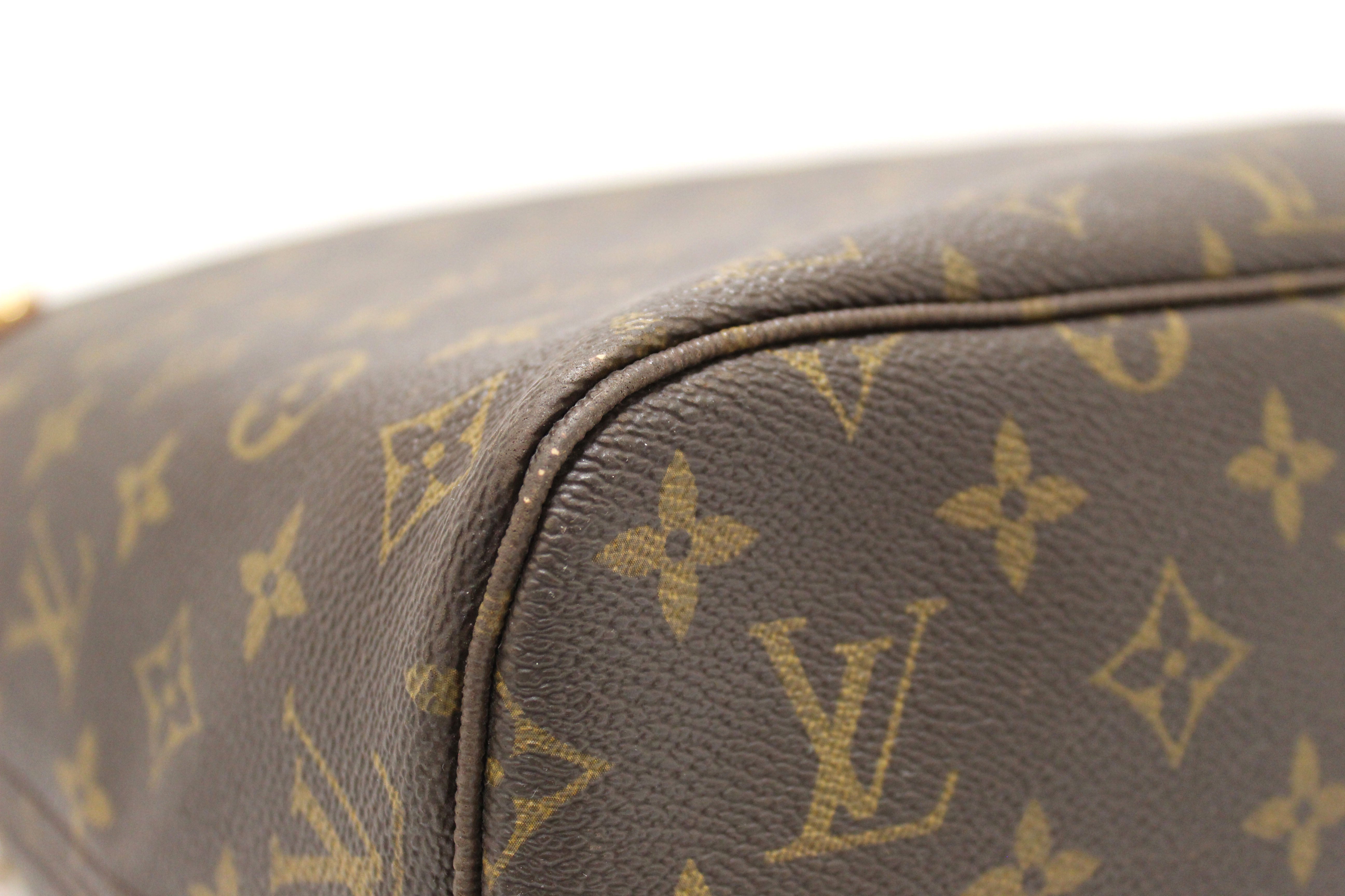 Authentic Louis Vuitton Classic Monogram Neverfull MM Shoulder Tote Bag