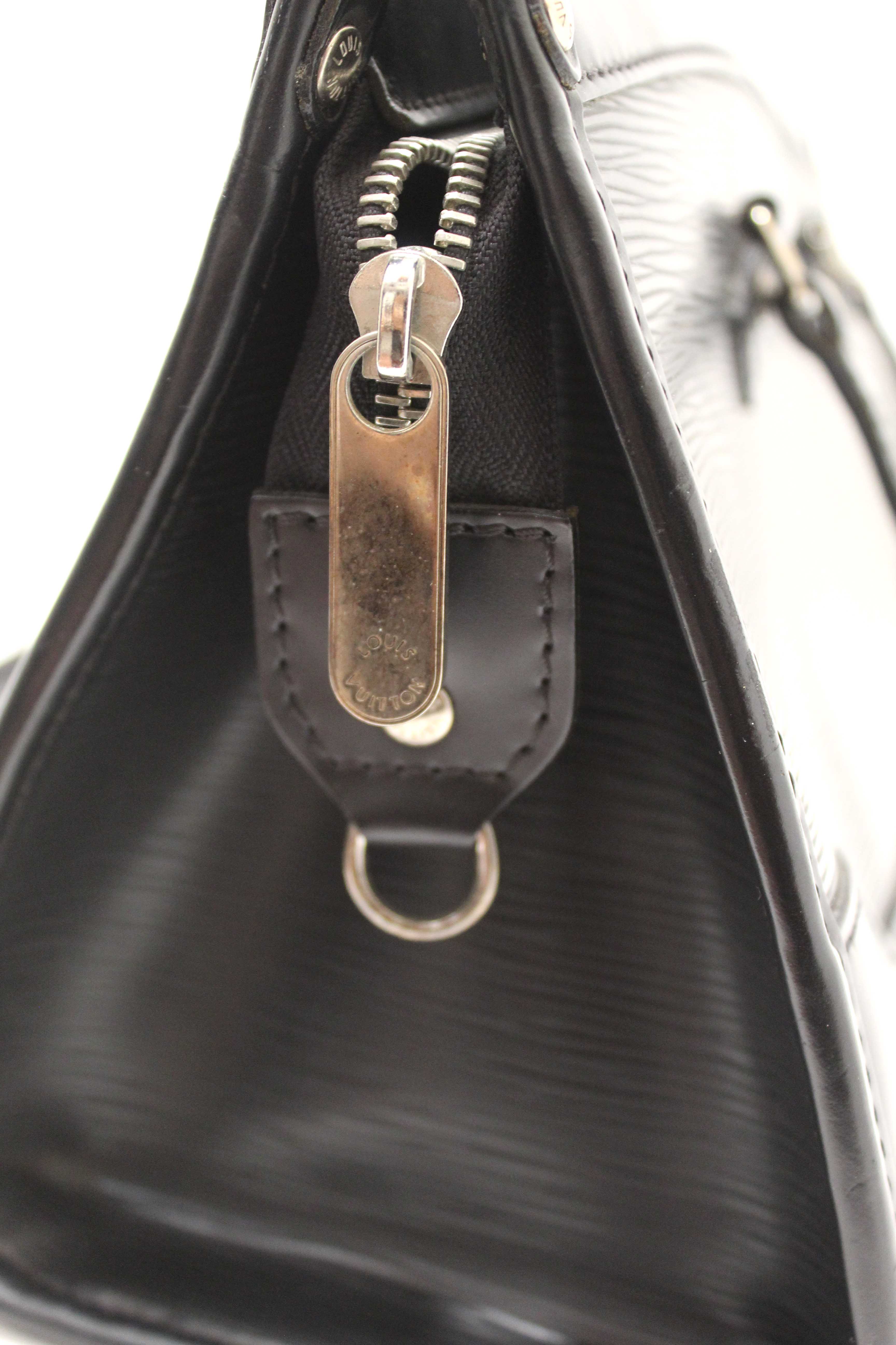 Authentic Louis Vuitton Black Epi Leather Madeleine PM Shoulder Bag
